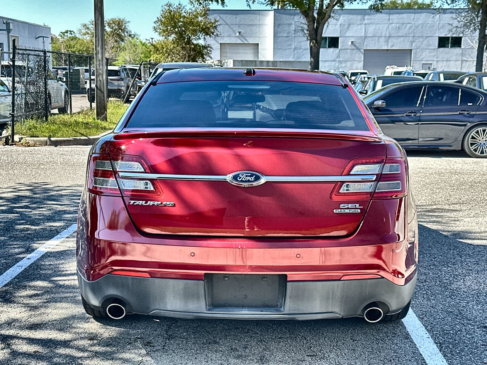 Thumbnail: 2015 Ford Taurus - 7