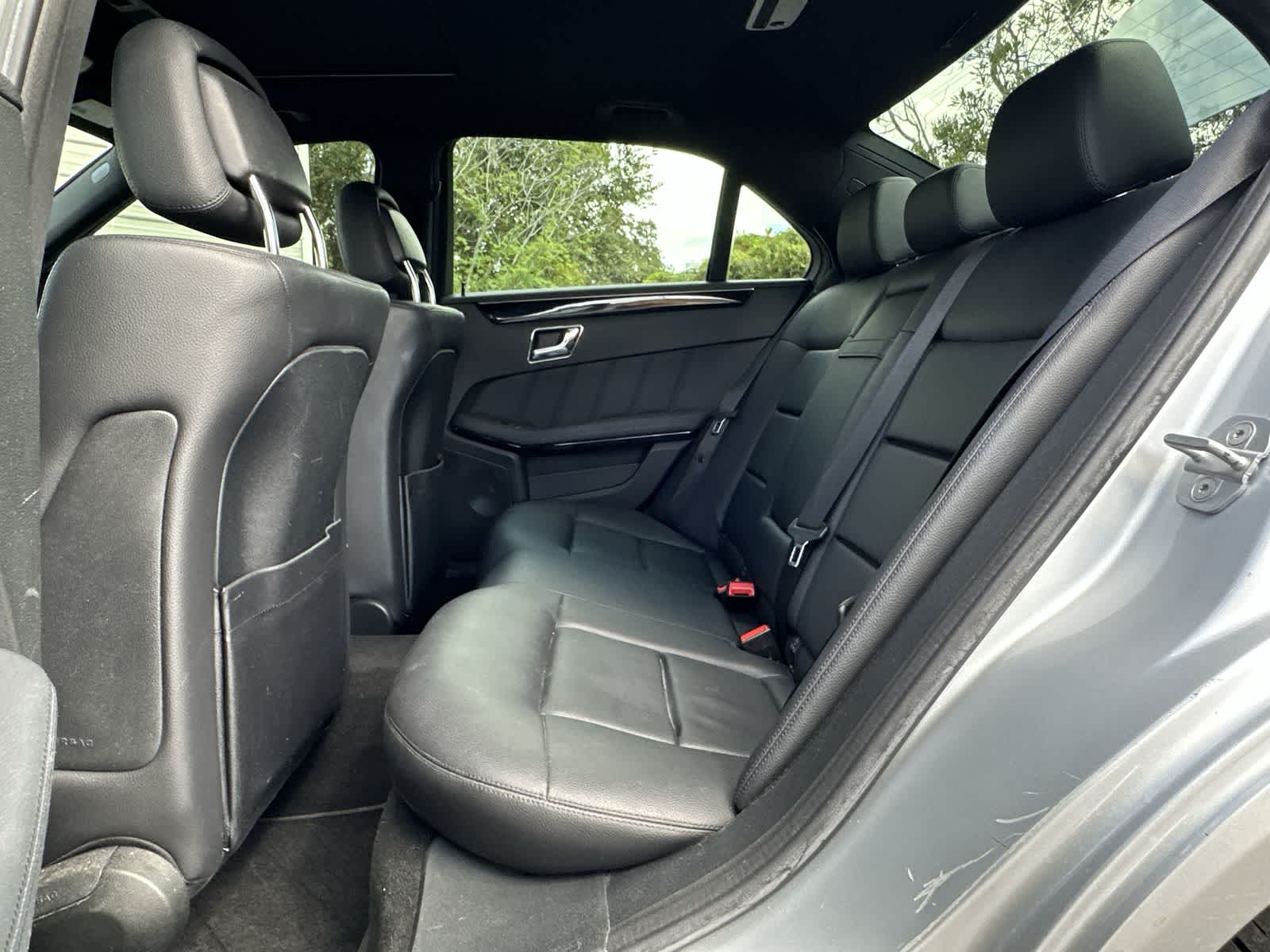 Thumbnail: 2011 Mercedes-Benz E-Class - 12