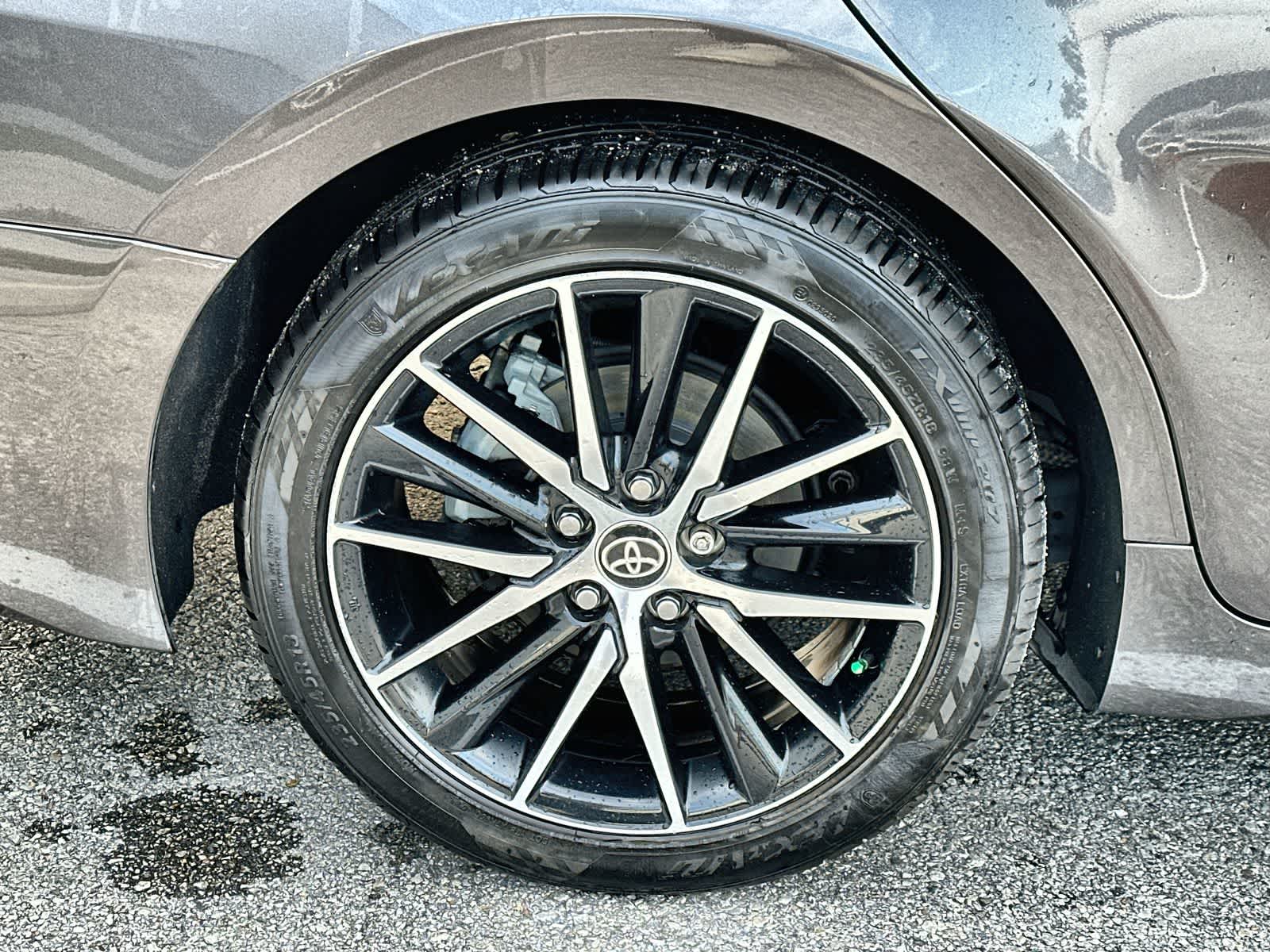 Thumbnail: 2022 Toyota Camry - 14