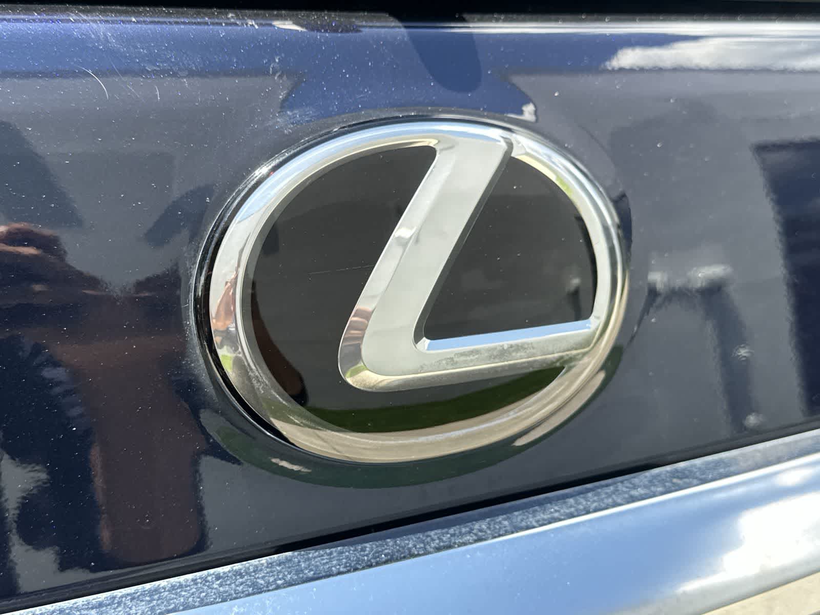 Thumbnail: 2021 Lexus GX - 16