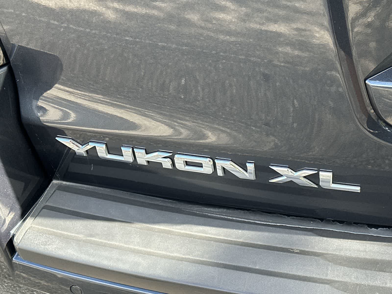 Thumbnail: 2019 GMC Yukon XL - 7