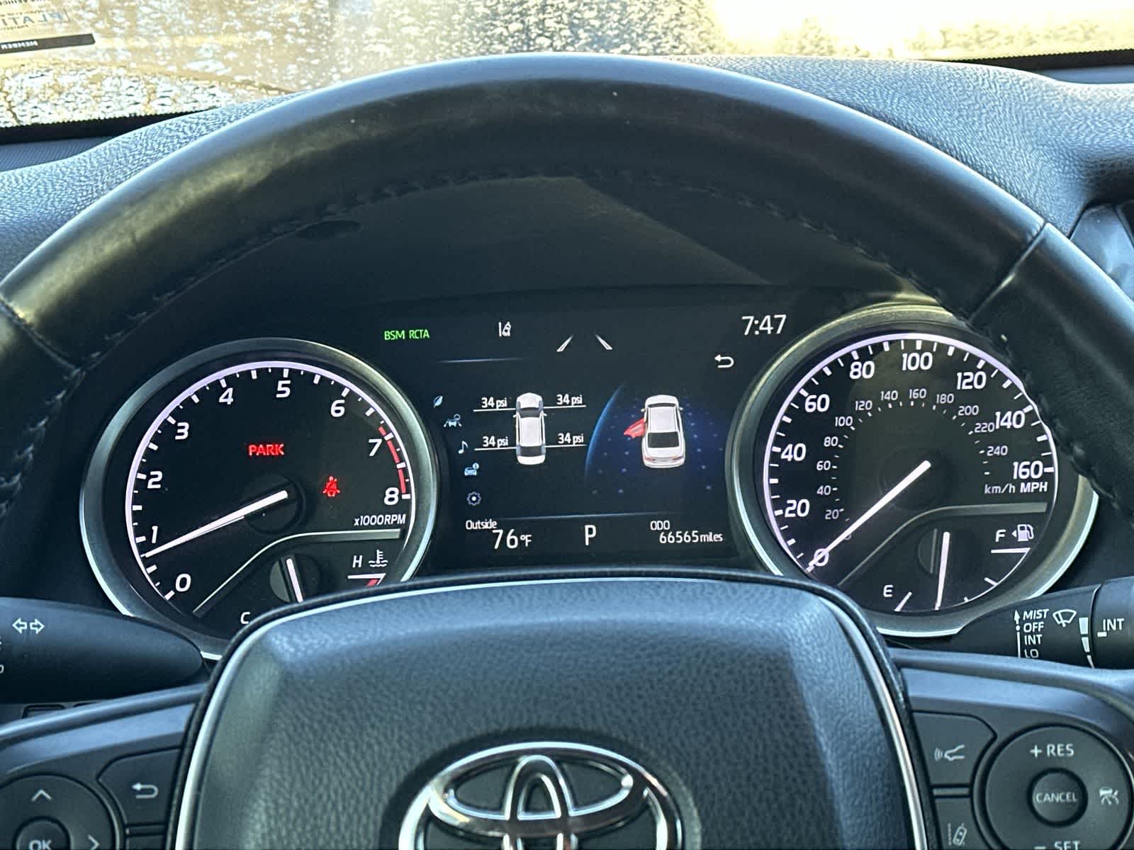 Thumbnail: 2022 Toyota Camry - 18