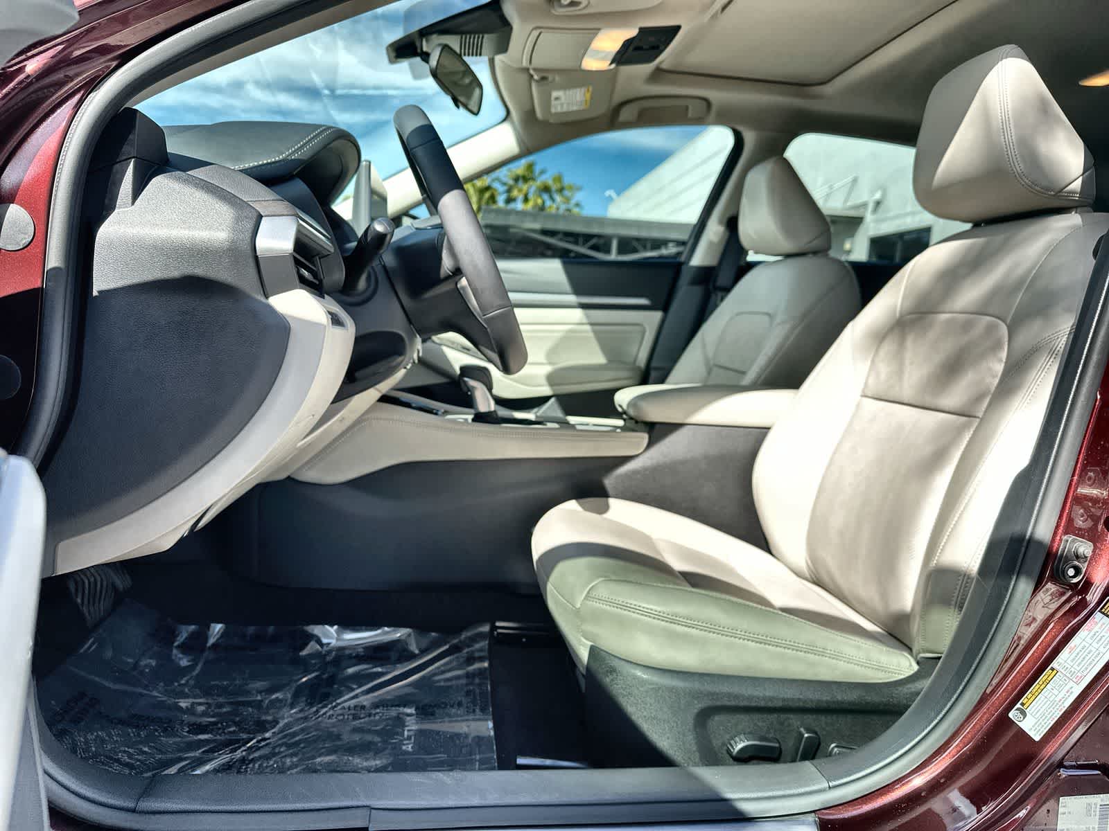 Thumbnail: 2023 Nissan Altima - 11