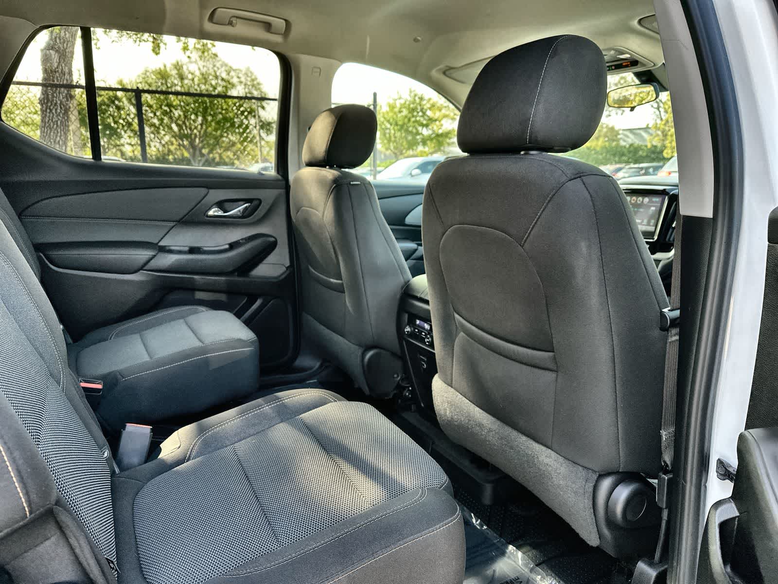 Thumbnail: 2019 Chevrolet Traverse - 18