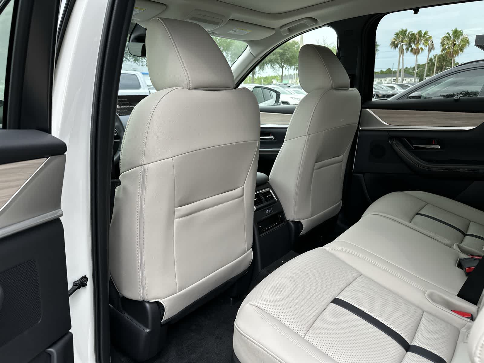Thumbnail: 2026 Mazda CX-90 - 18