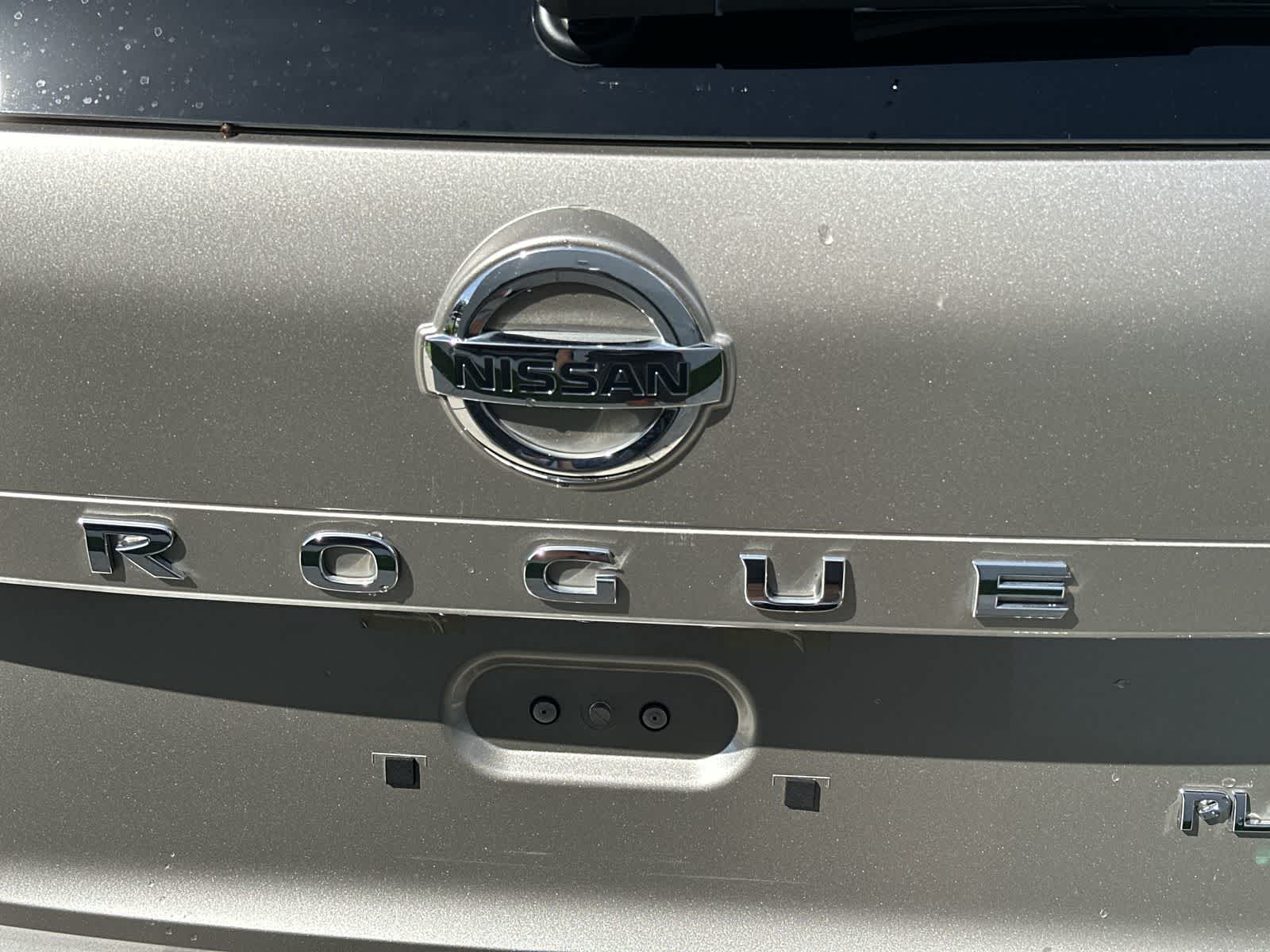 Thumbnail: 2021 Nissan Rogue - 15