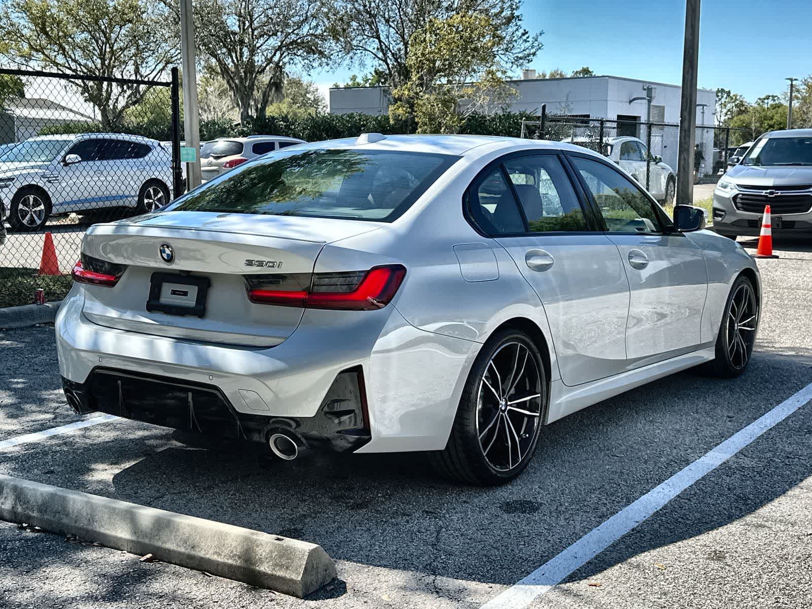 Thumbnail: 2023 BMW 3 Series - 8