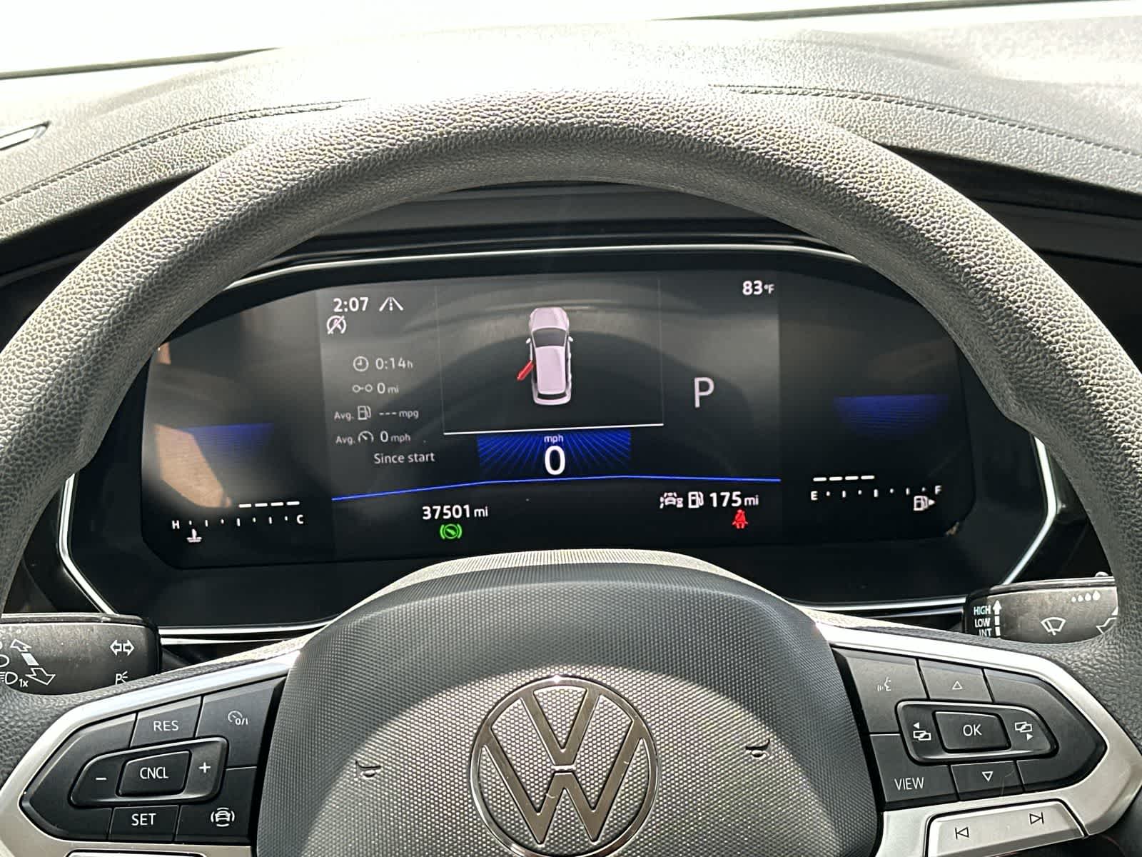 Thumbnail: 2023 Volkswagen Jetta - 18