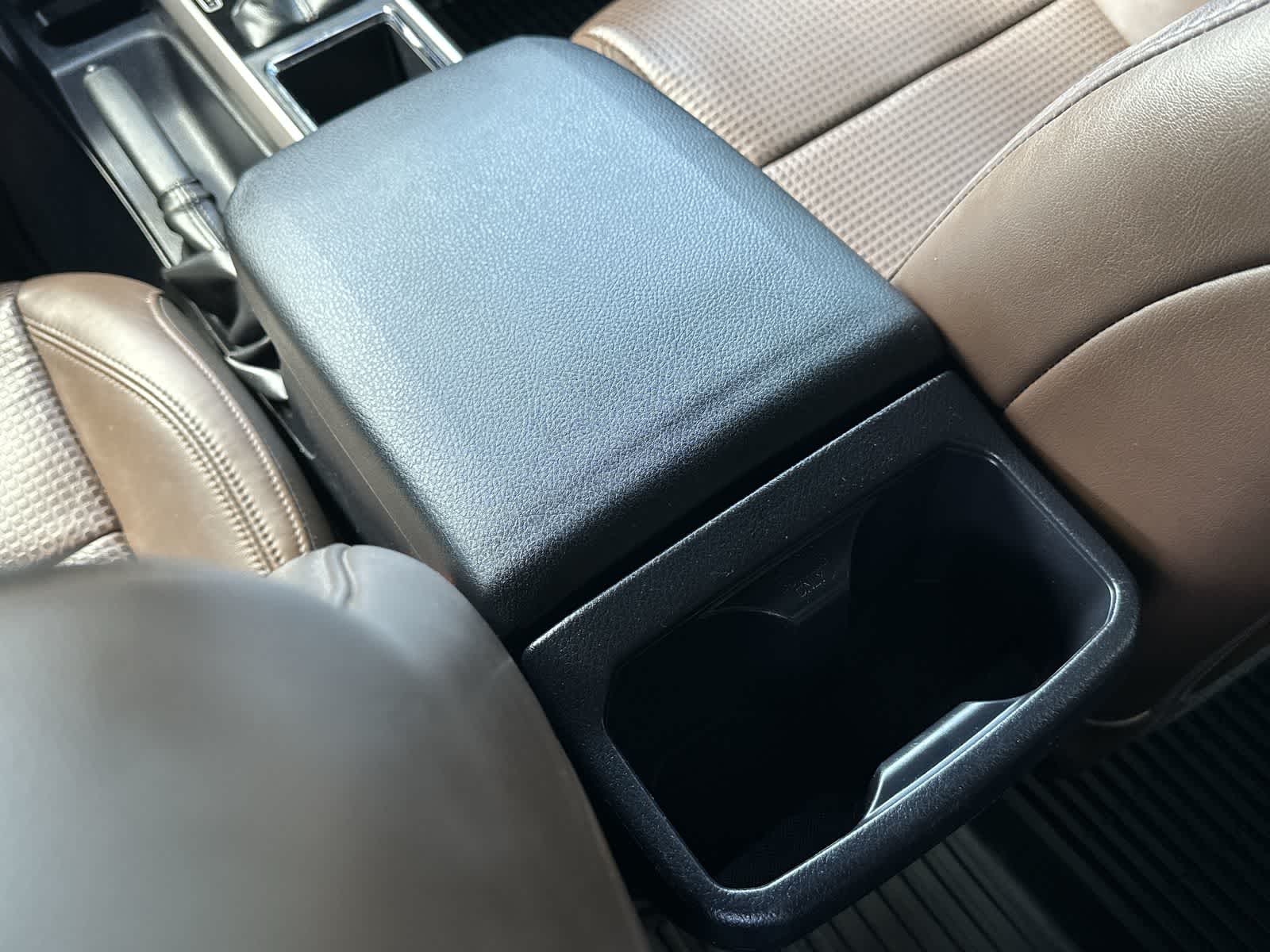 Thumbnail: 2018 Toyota Tacoma - 18