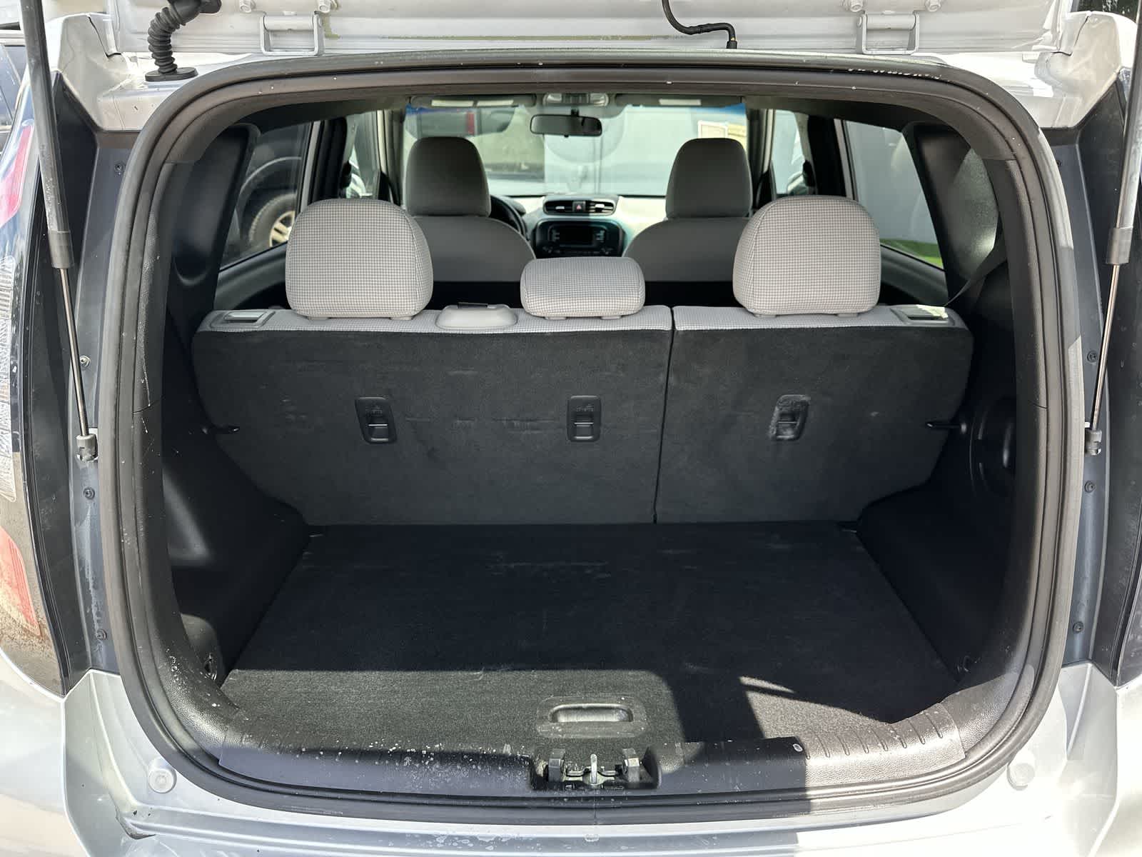 2017 Kia Soul Base 18
