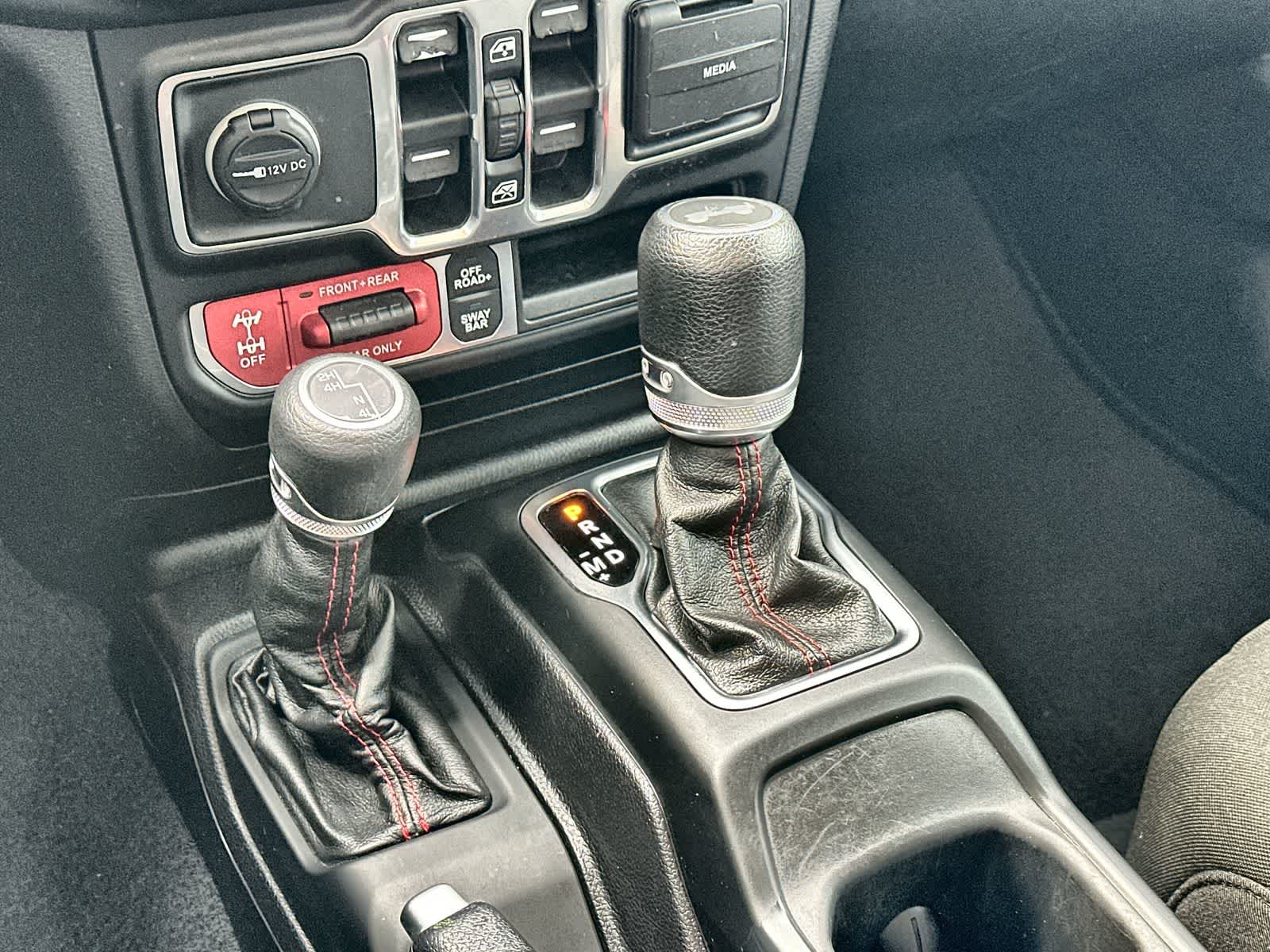 Thumbnail: 2021 Jeep Wrangler - 17