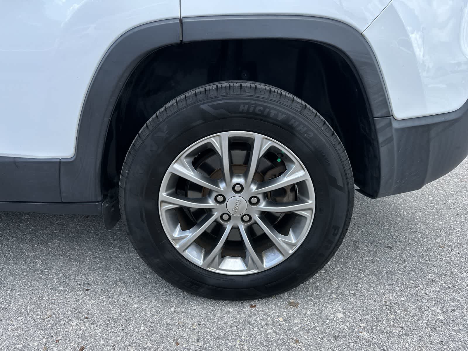 2019 Jeep Cherokee Latitude 8