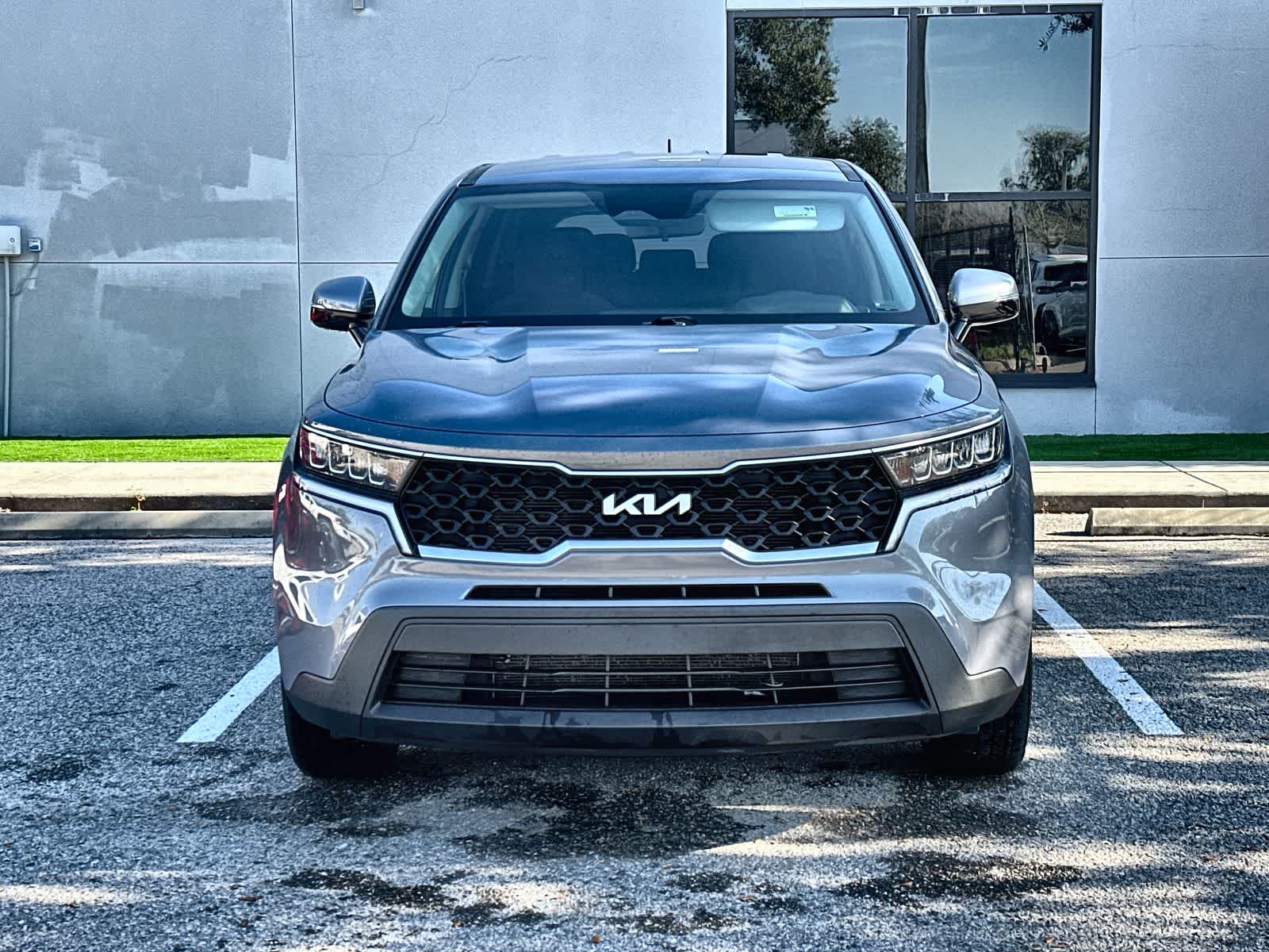 Thumbnail: 2023 Kia Sorento - 12