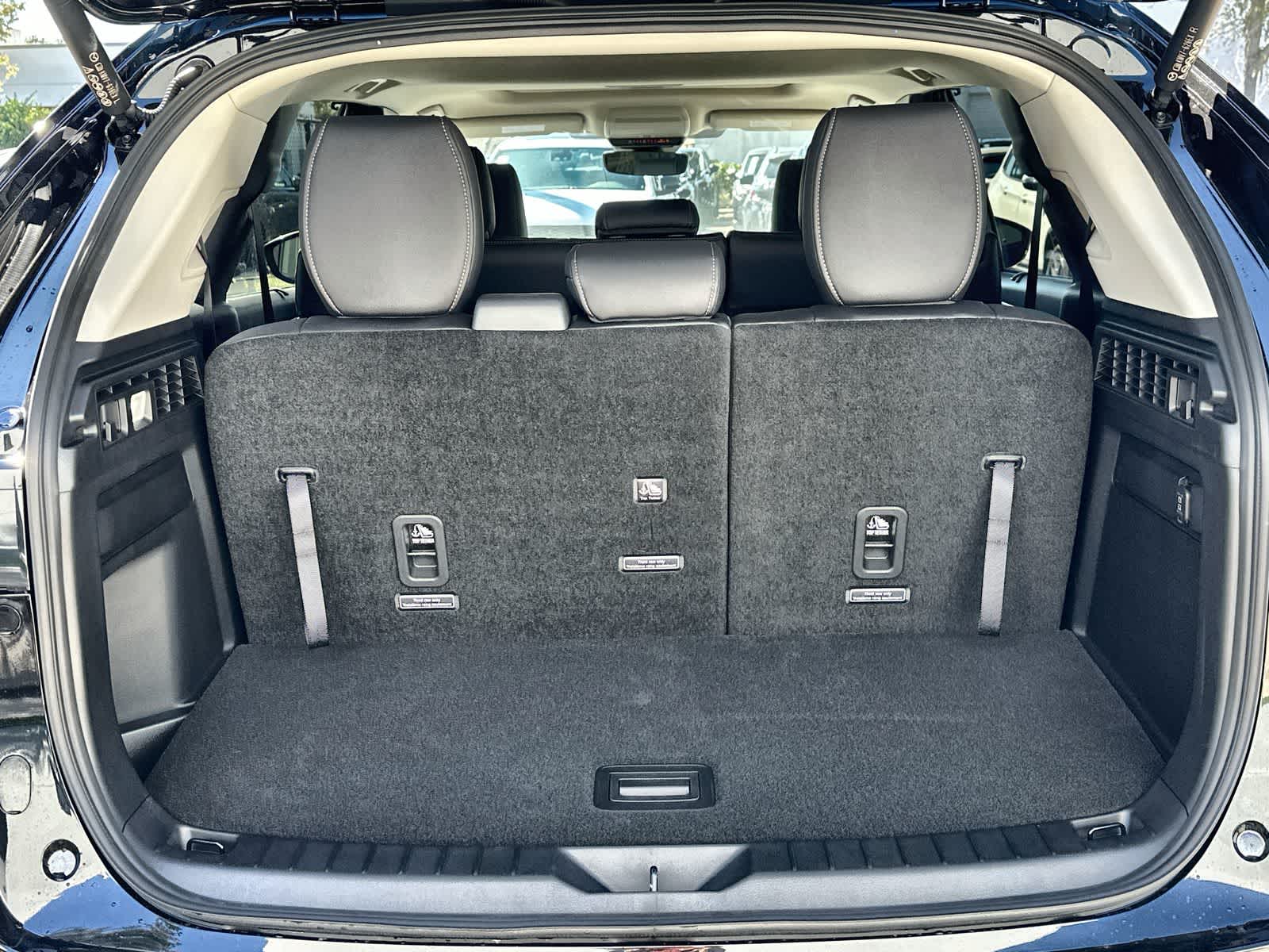 Thumbnail: 2026 Mazda CX-90 - 17