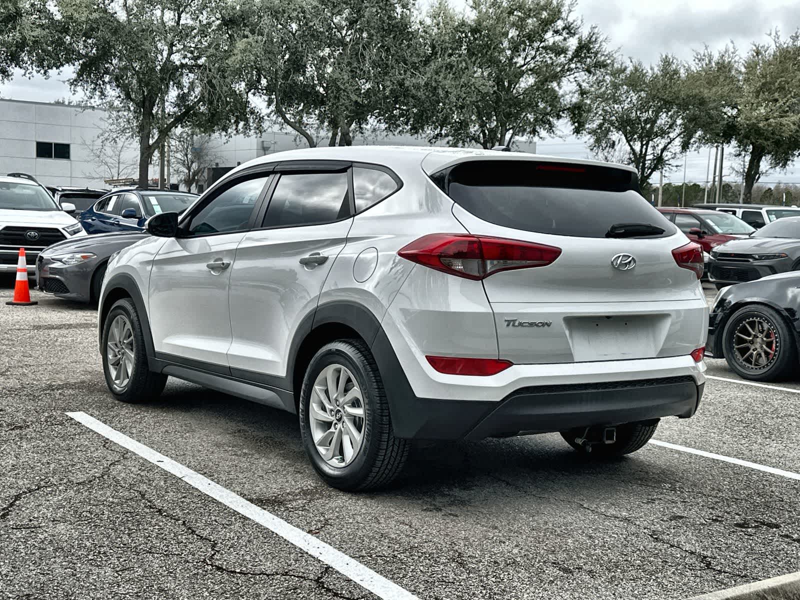 Thumbnail: 2016 Hyundai Tucson - 4