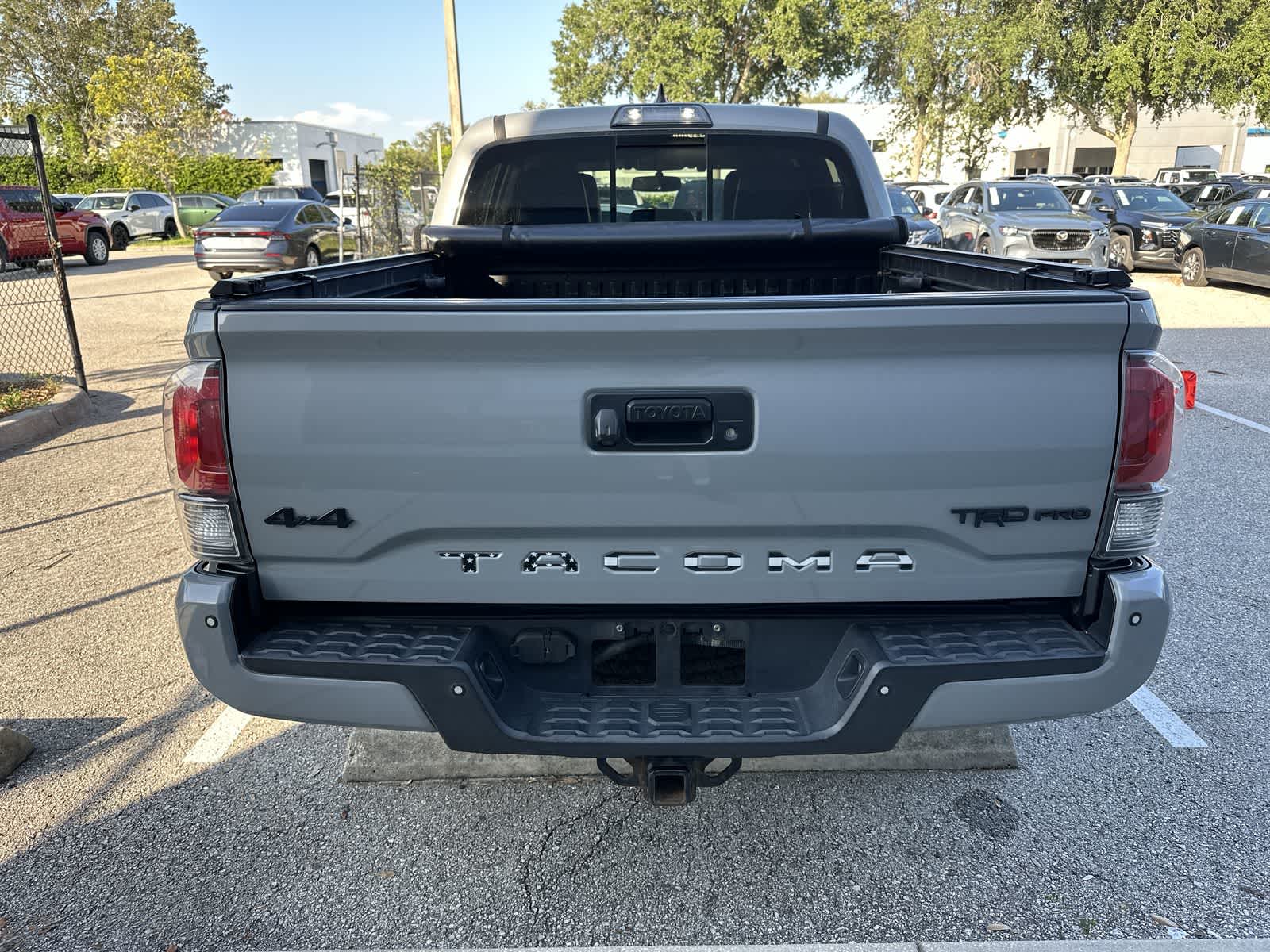 Thumbnail: 2017 Toyota Tacoma - 7
