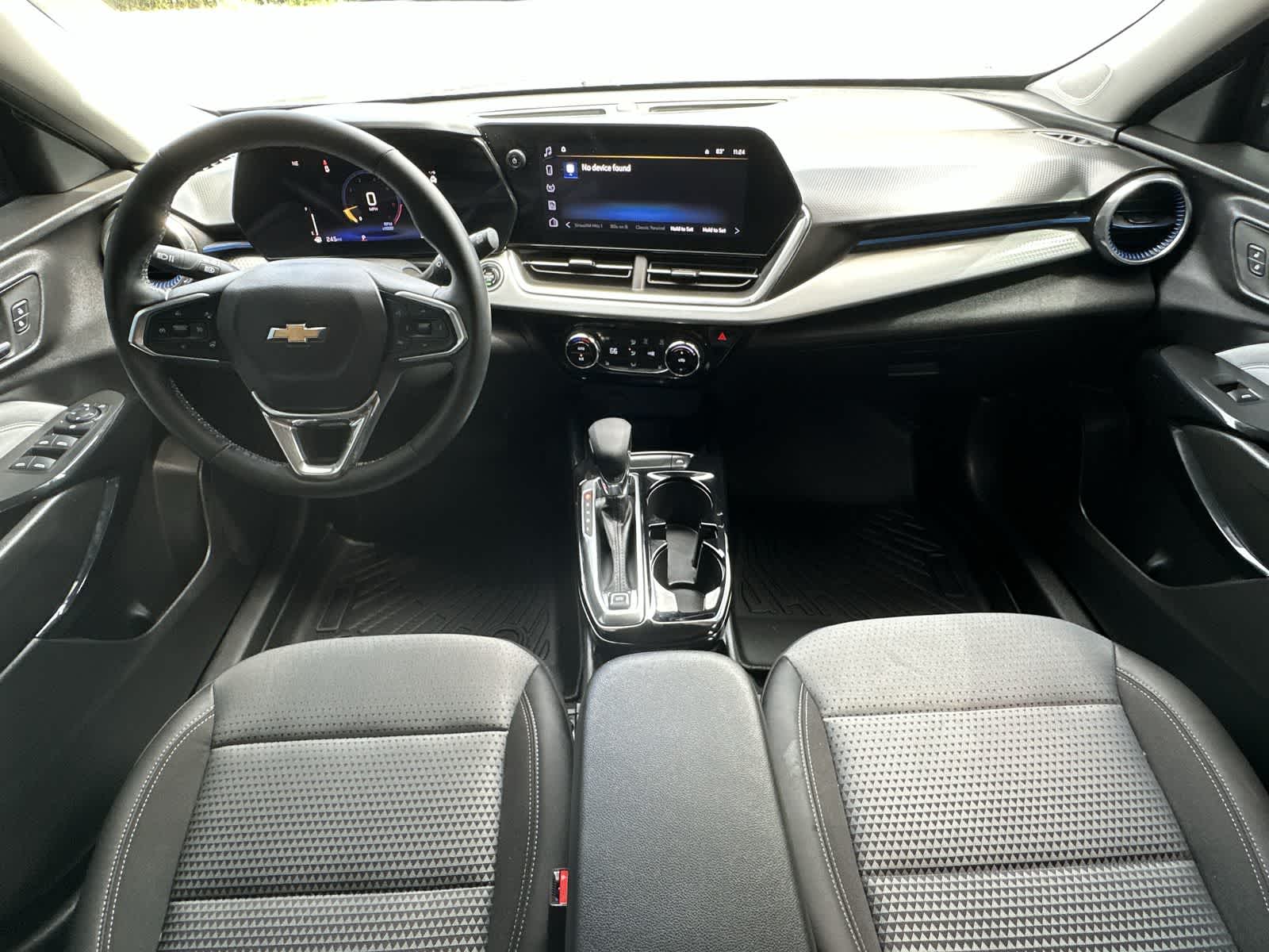 Thumbnail: 2025 Chevrolet Trax - 10