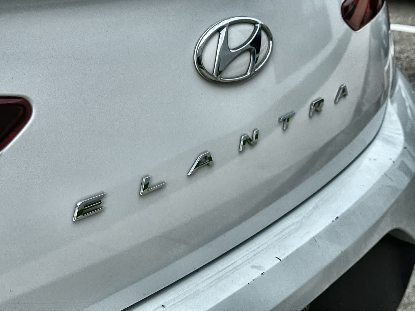 Thumbnail: 2020 Hyundai Elantra - 7