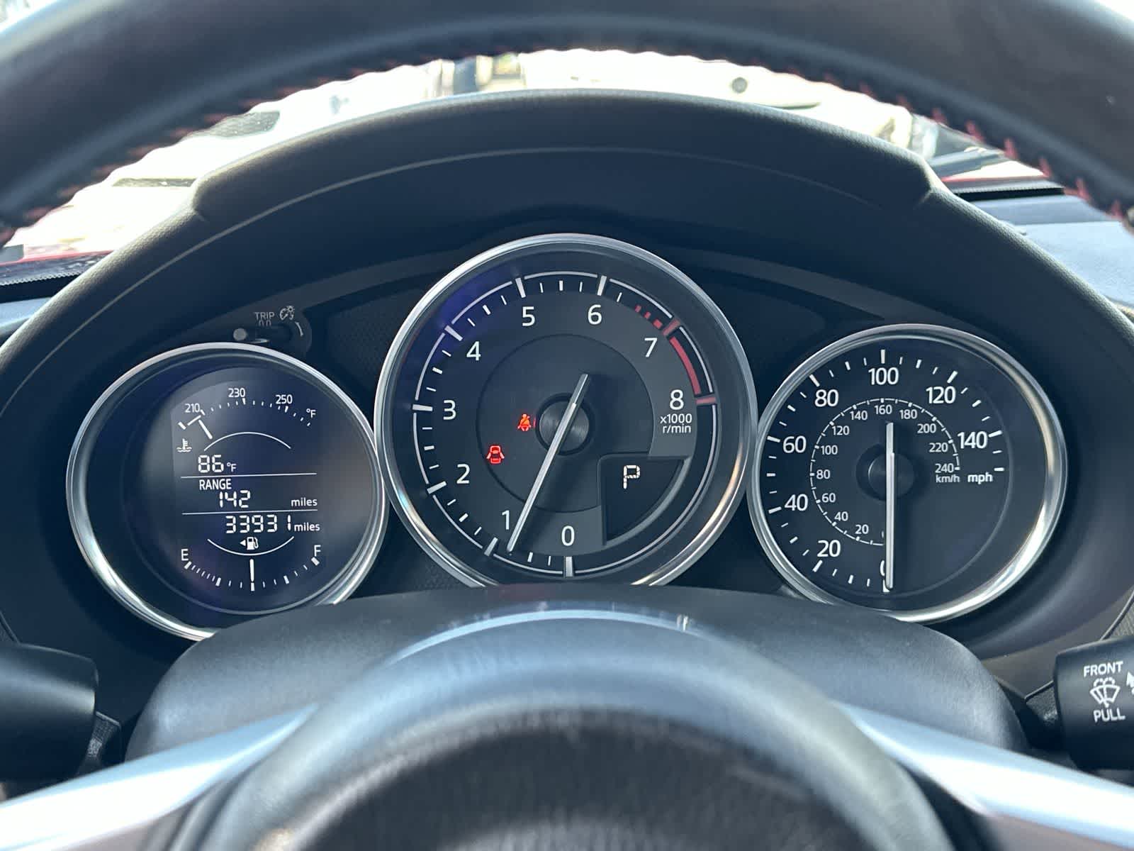Thumbnail: 2016 Mazda MX-5 Miata - 18