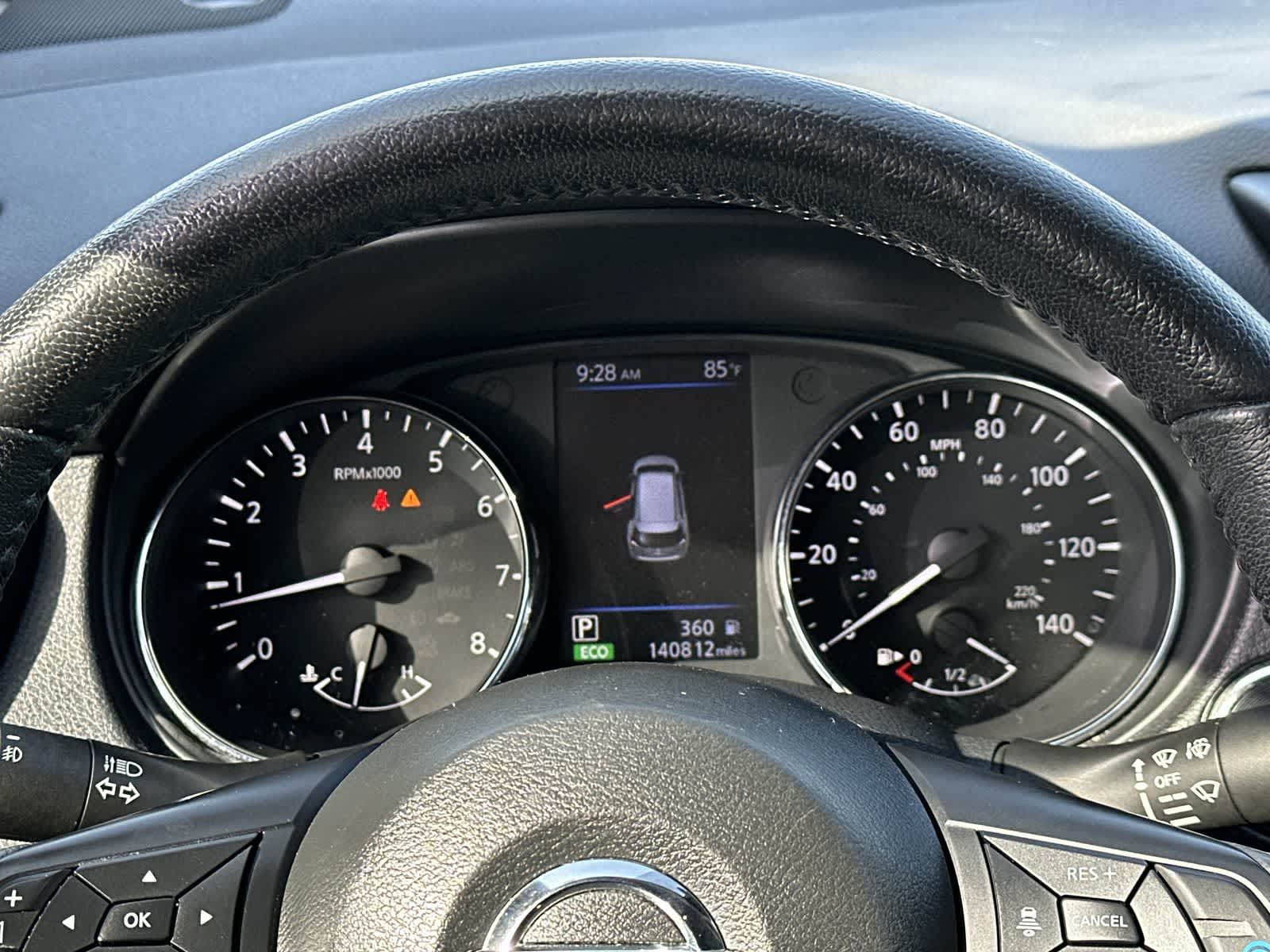 Thumbnail: 2019 Nissan Rogue - 18