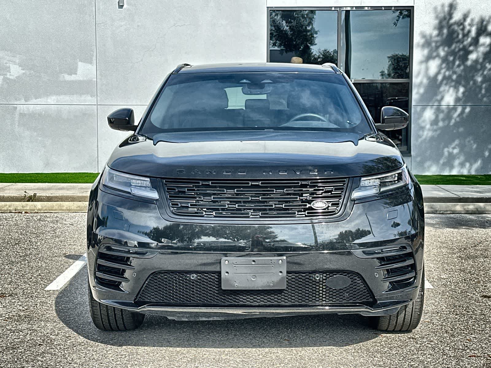 Thumbnail: 2025 Land Rover Range Rover Velar - 6