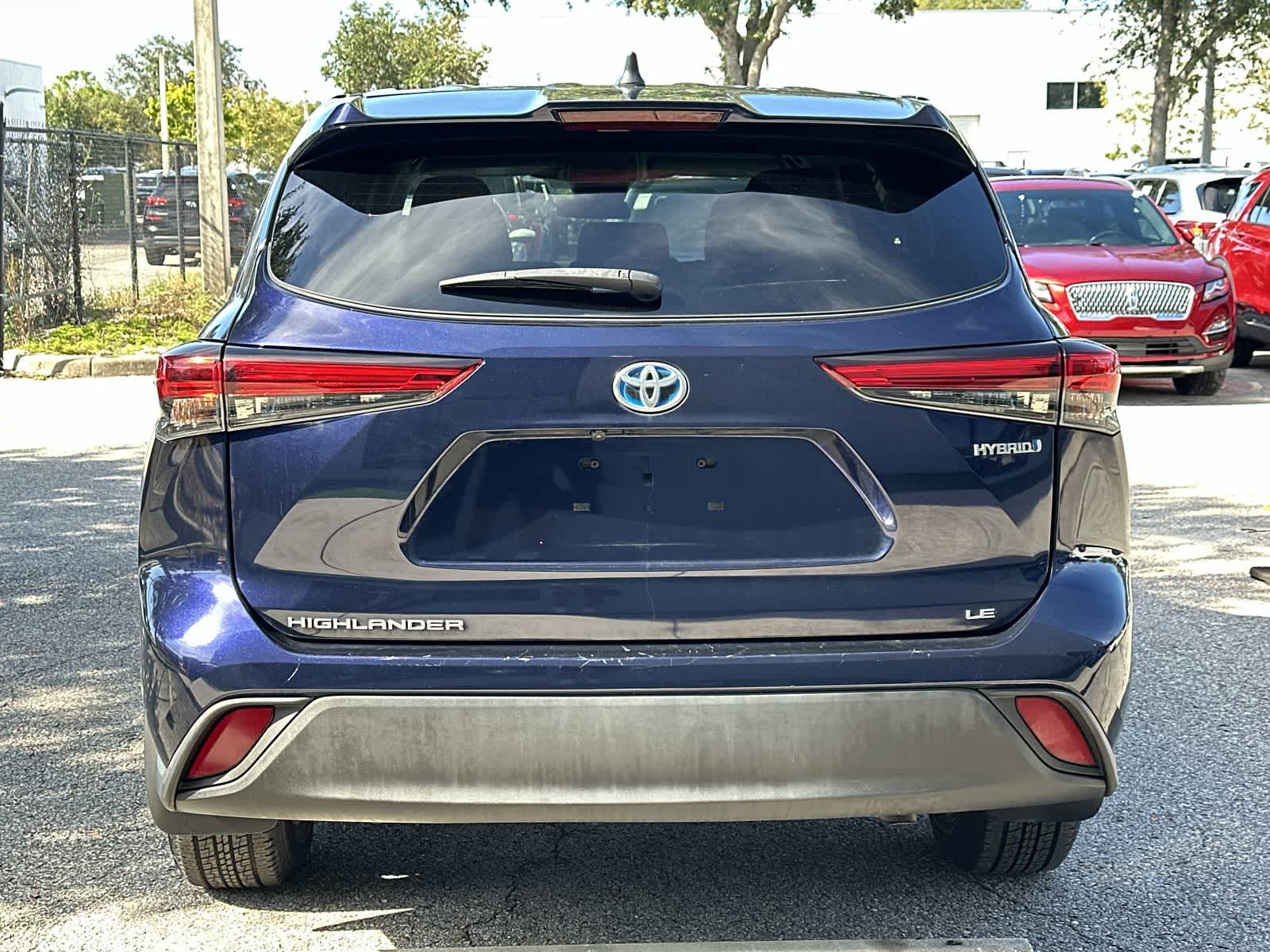 Thumbnail: 2022 Toyota Highlander - 5