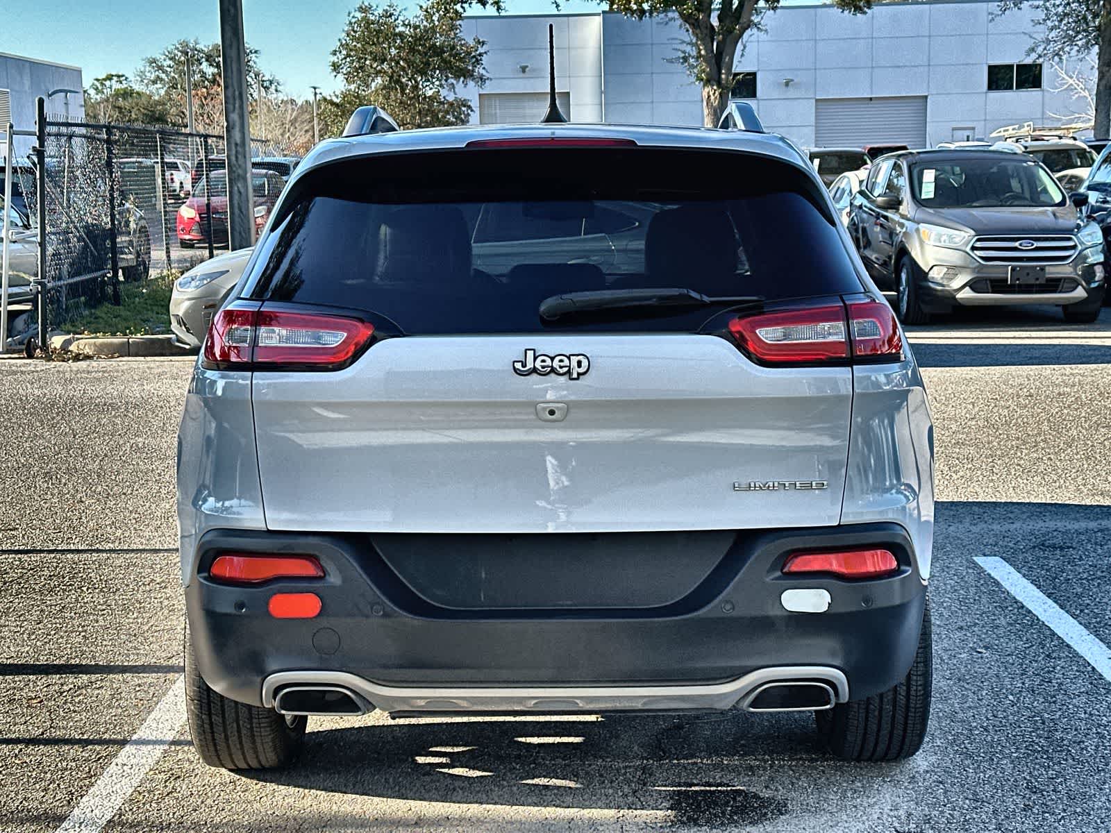 Thumbnail: 2018 Jeep Cherokee - 5