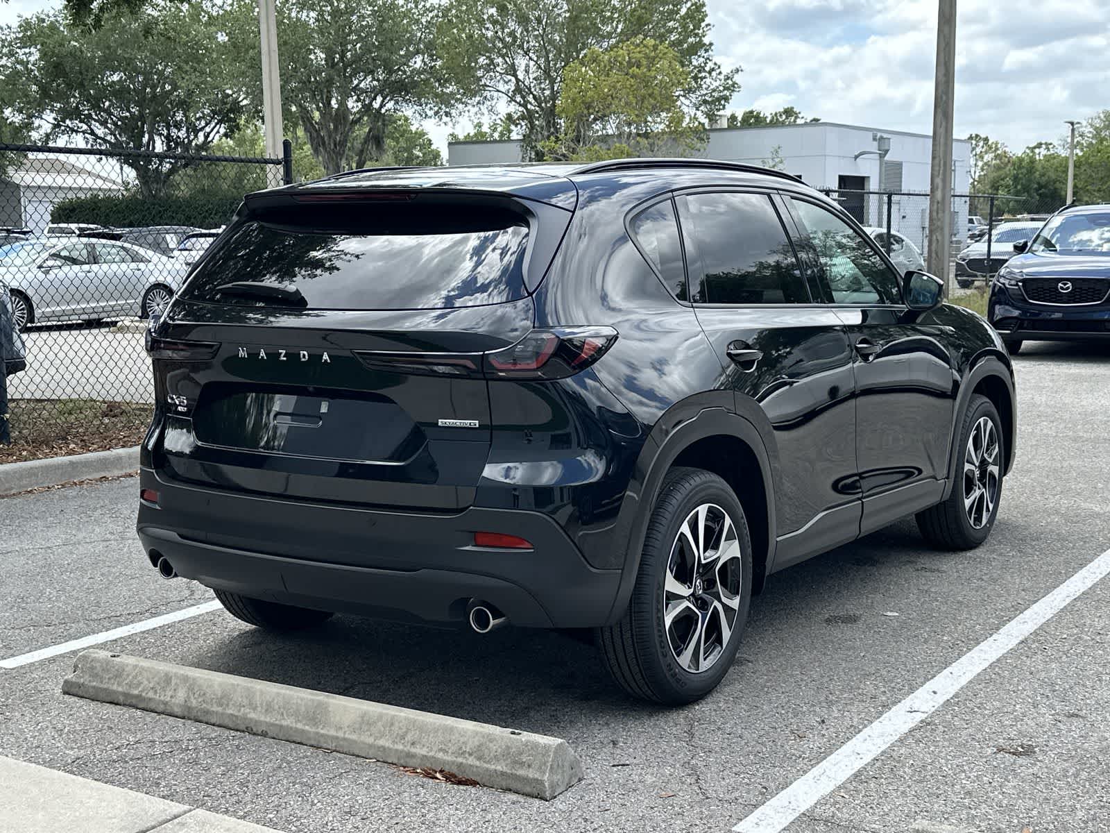 Thumbnail: 2026 Mazda CX-5 - 6