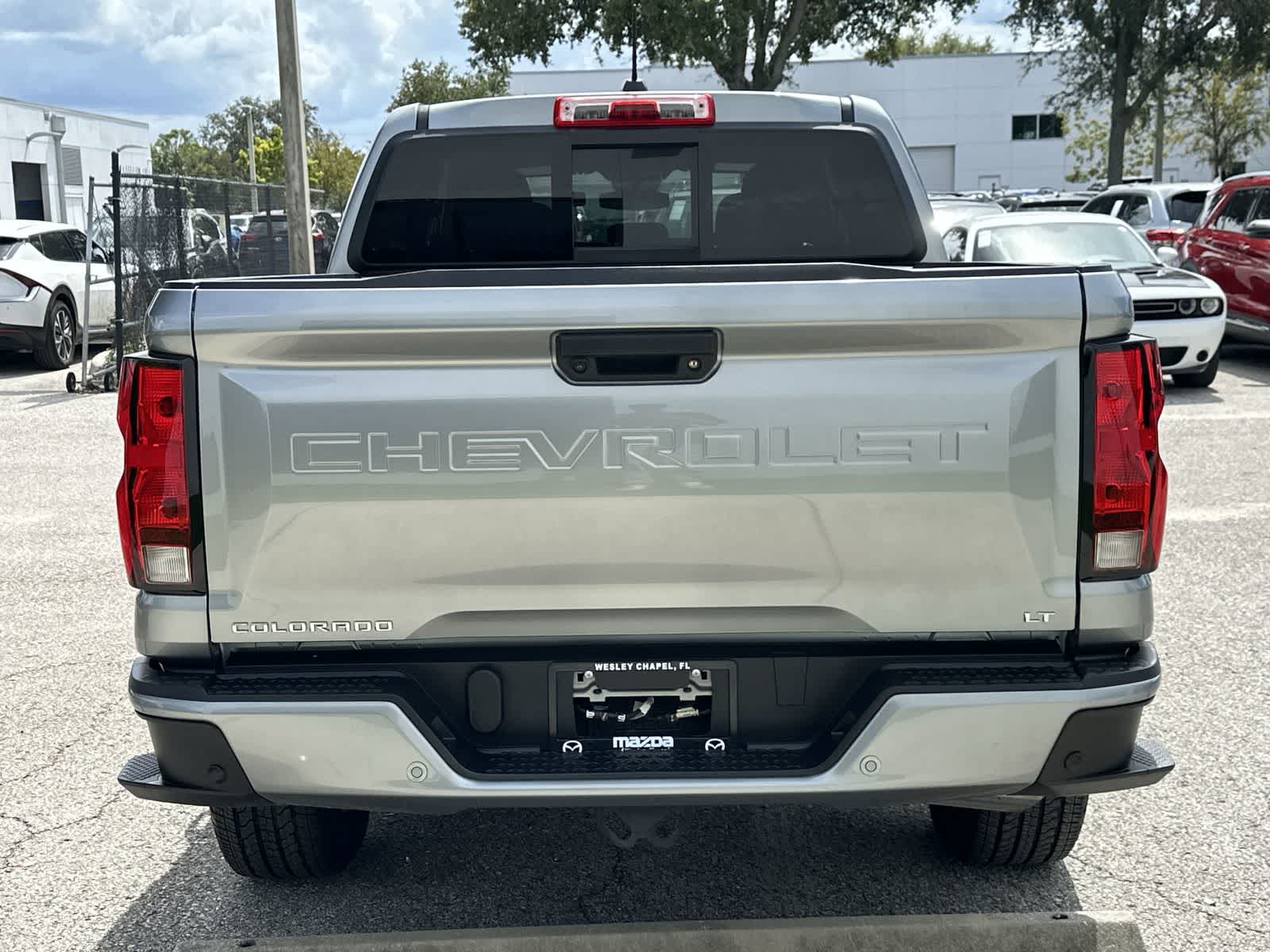 Thumbnail: 2023 Chevrolet Colorado - 5