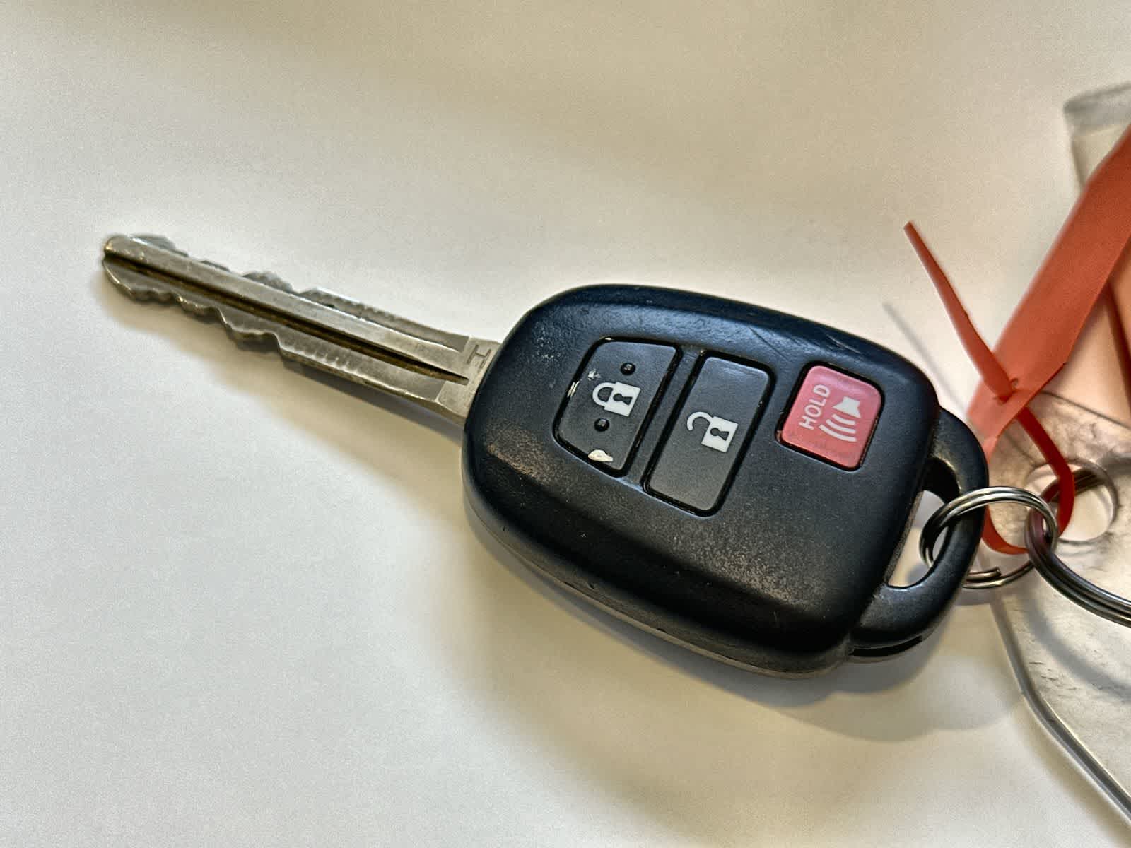 Thumbnail: 2023 Toyota Highlander - 20