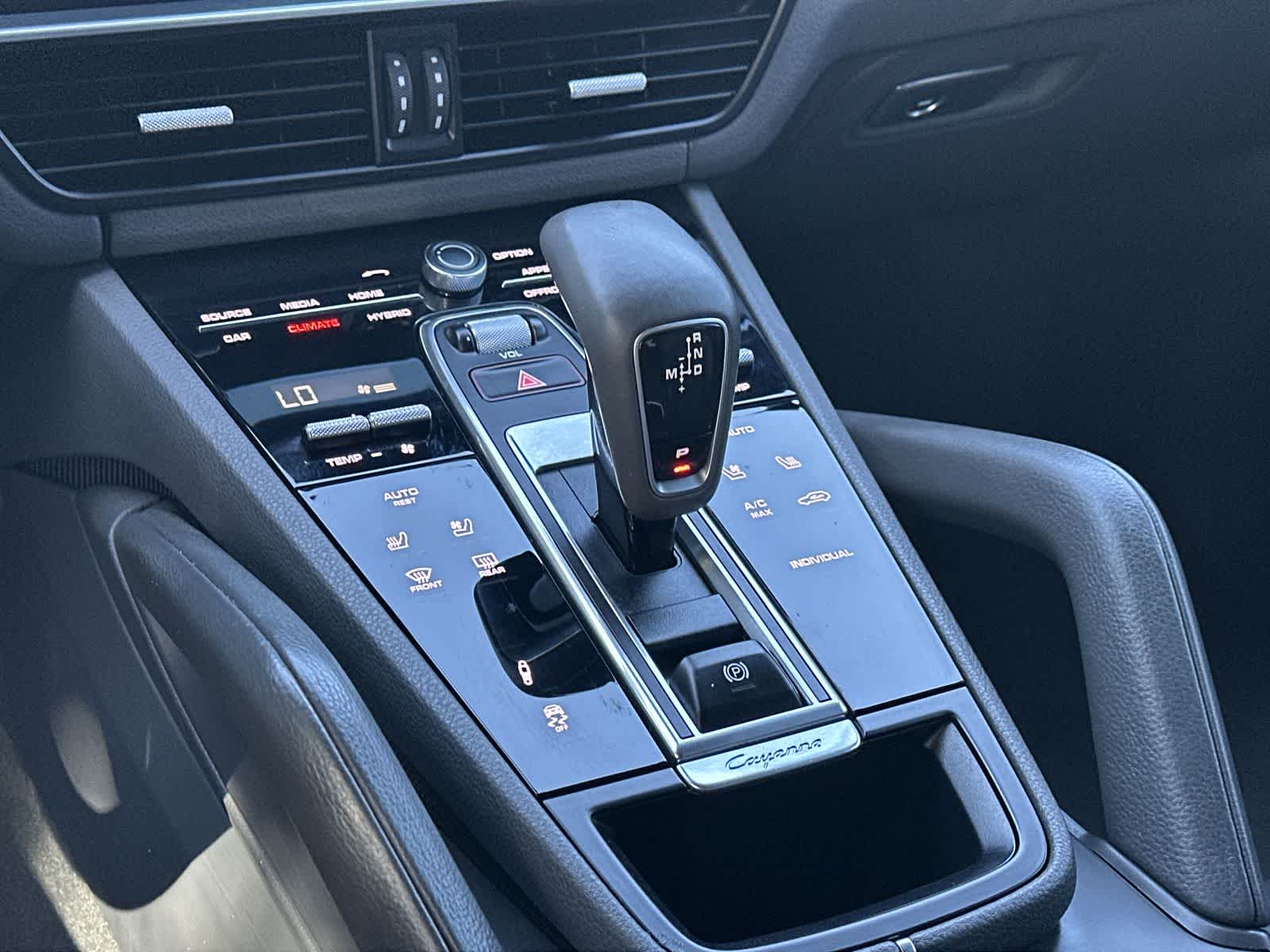 Thumbnail: 2019 Porsche Cayenne - 21