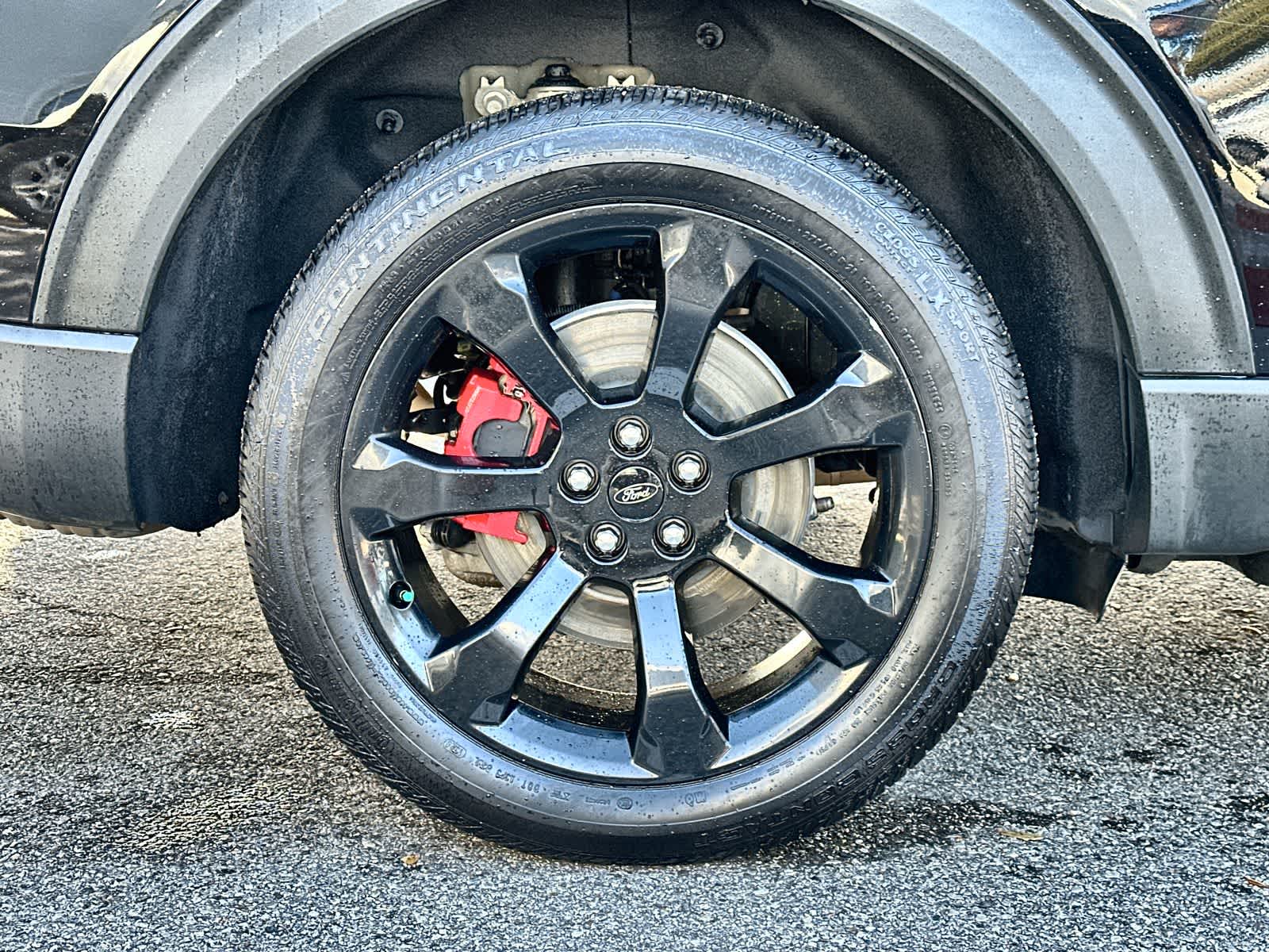 Thumbnail: 2021 Ford Explorer - 14