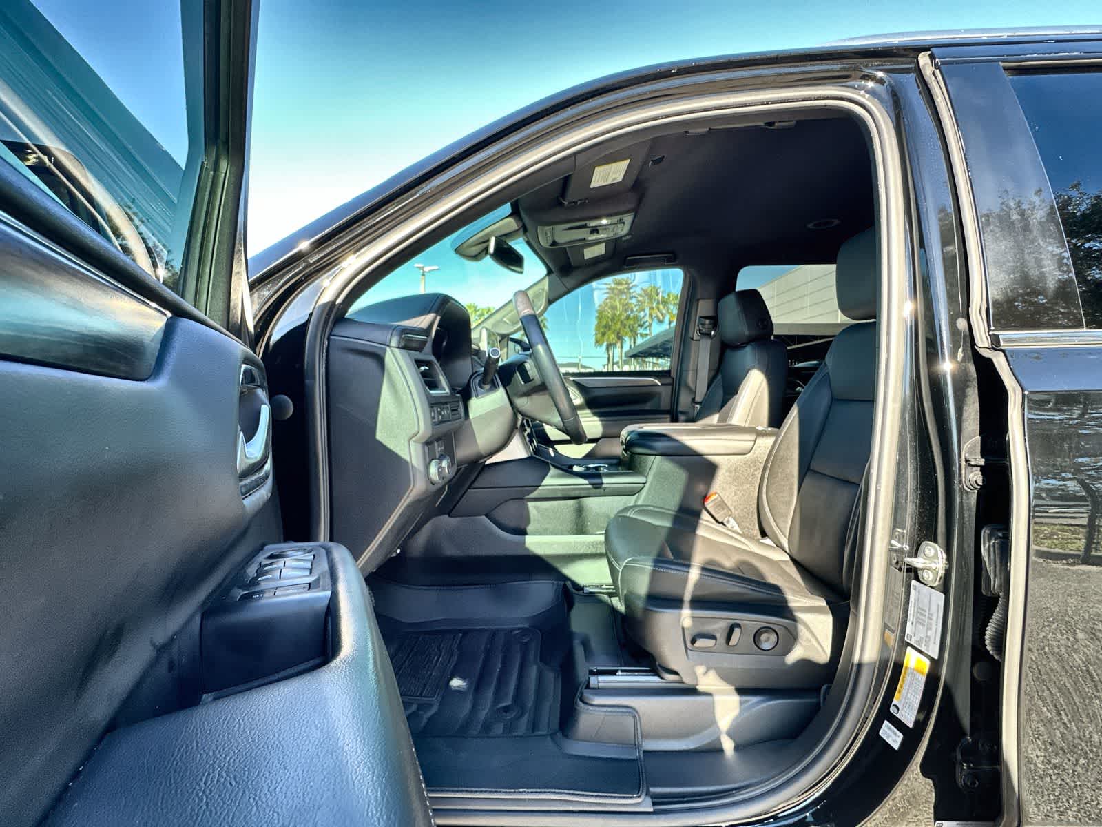 Thumbnail: 2022 Chevrolet Suburban - 2