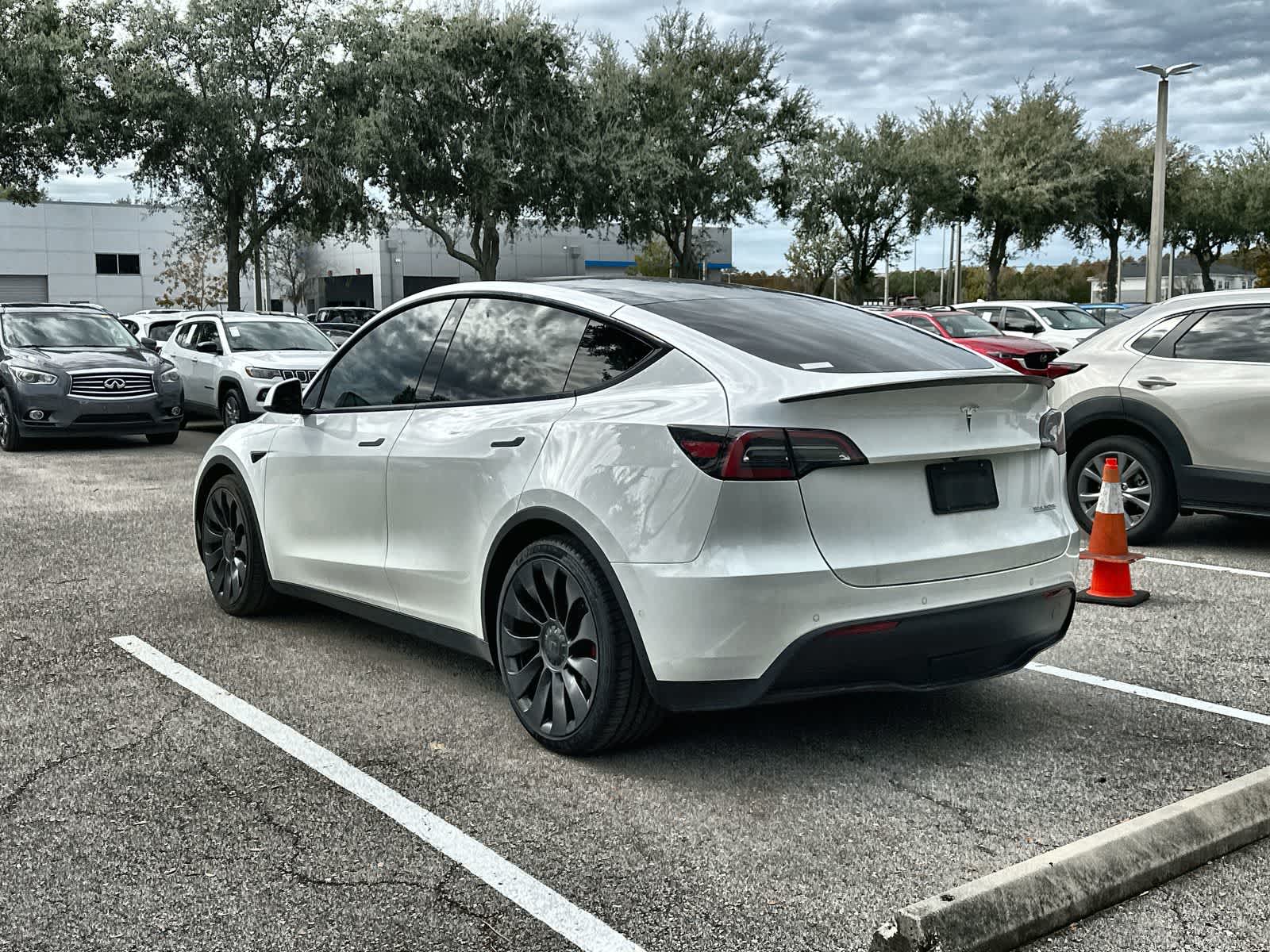Thumbnail: 2022 Tesla Model Y - 4