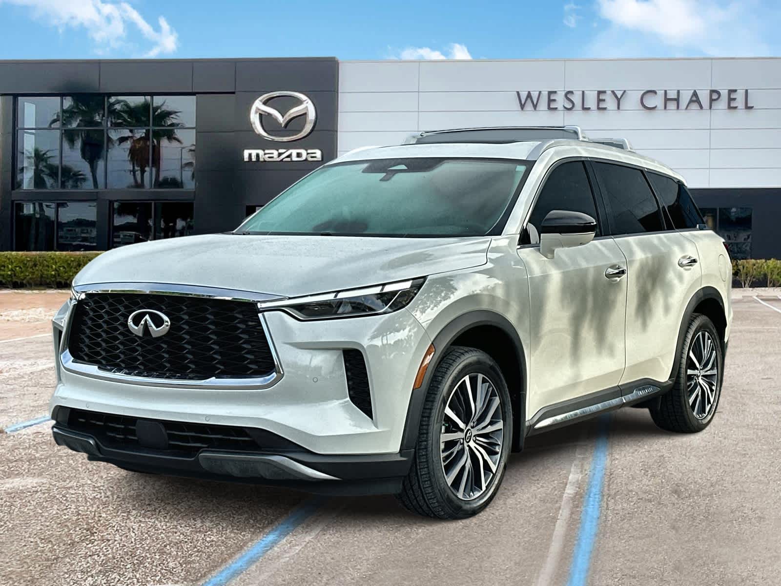 Thumbnail: 2023 INFINITI QX60 - 1