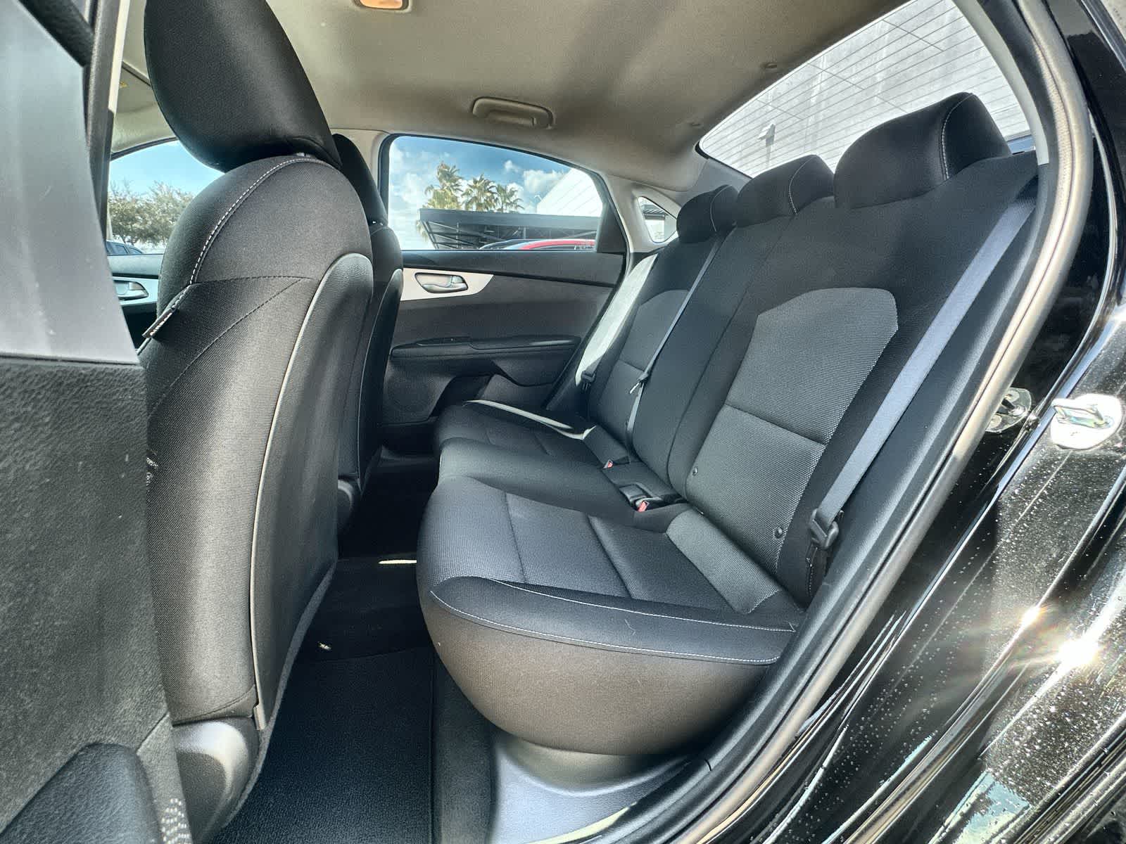 Thumbnail: 2023 Kia Forte - 4