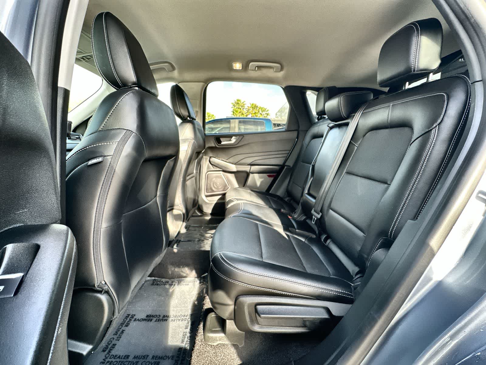 Thumbnail: 2022 Ford Escape - 4