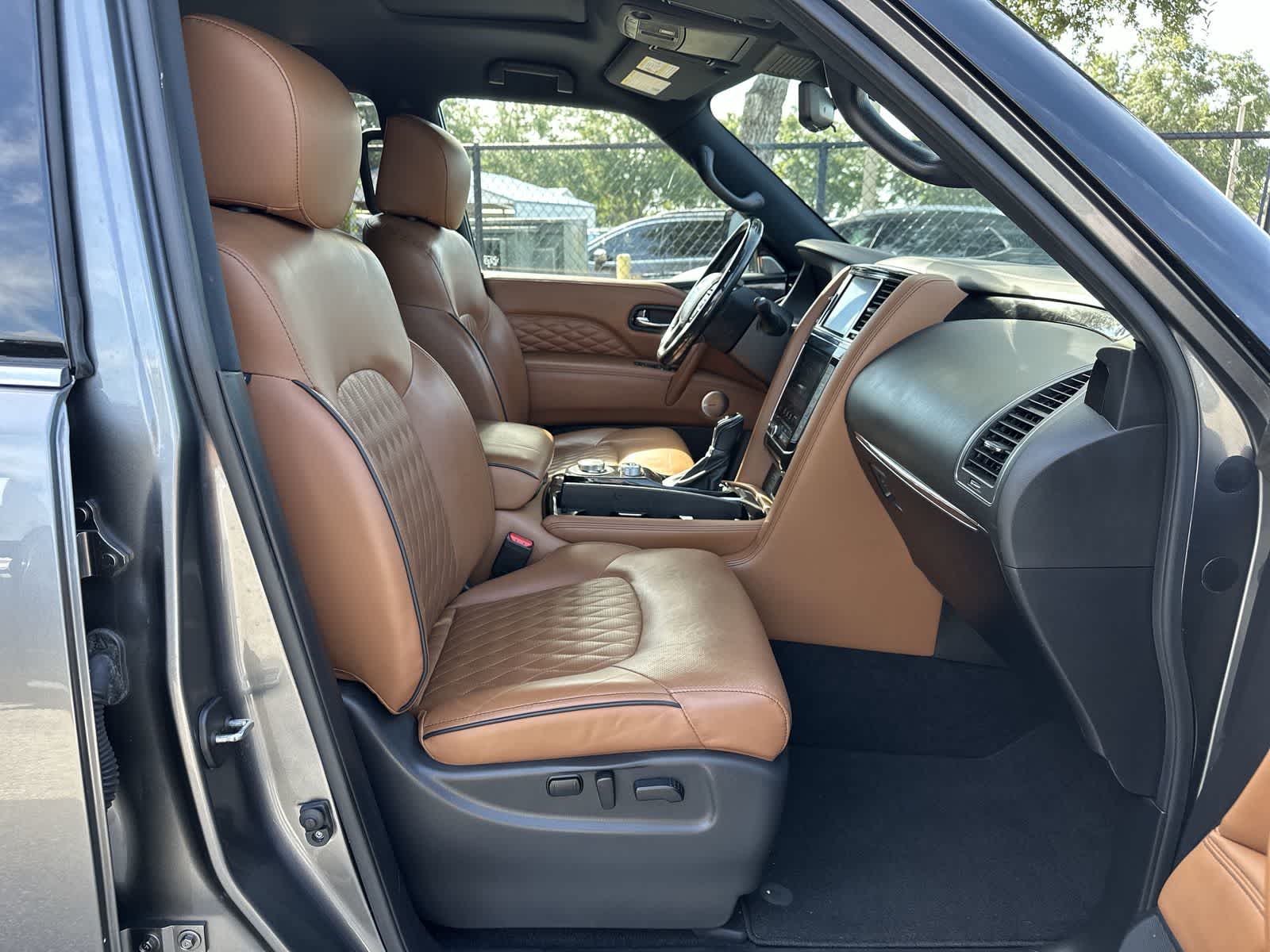 Thumbnail: 2021 INFINITI QX80 - 14