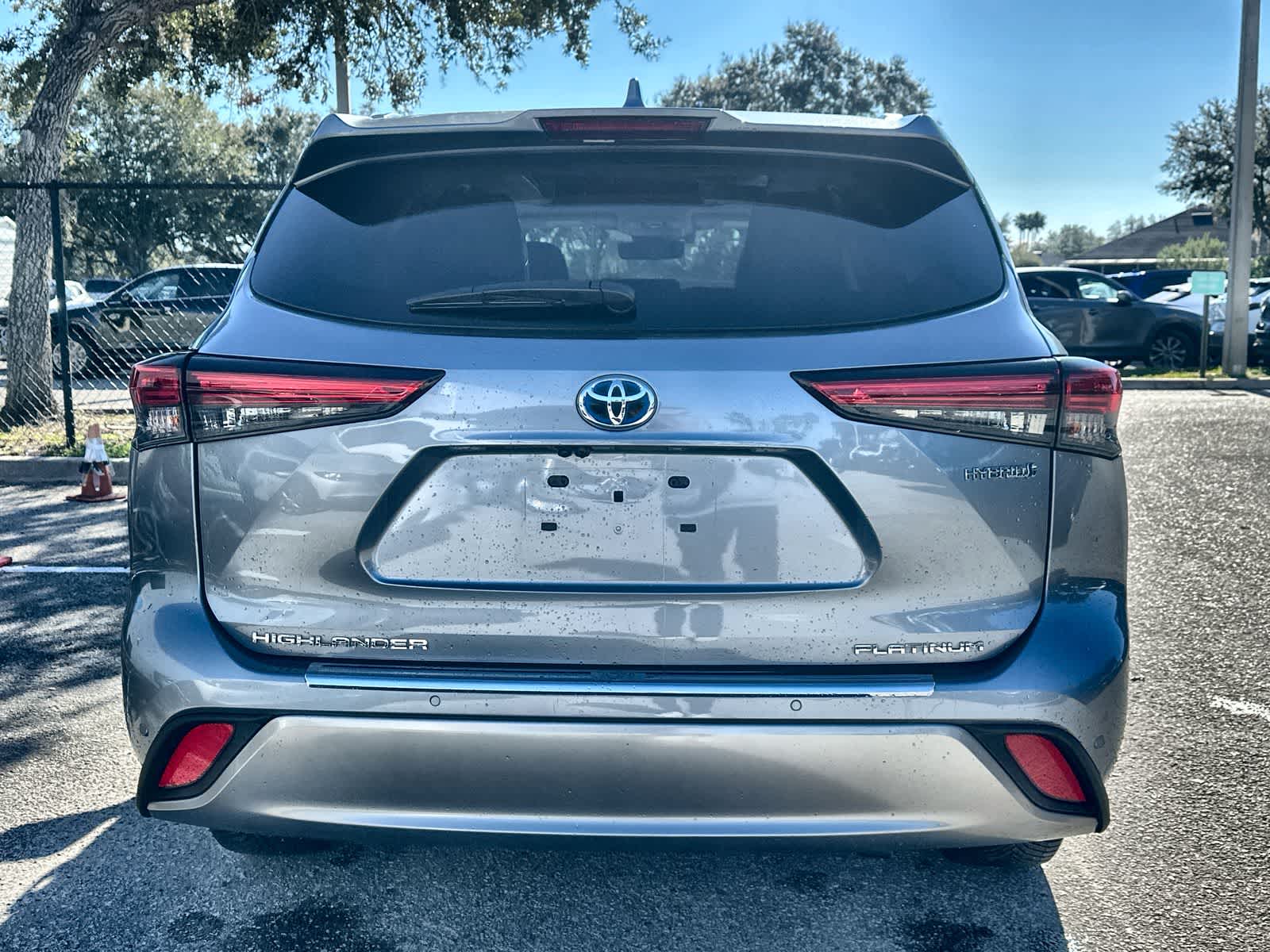 Thumbnail: 2021 Toyota Highlander - 5