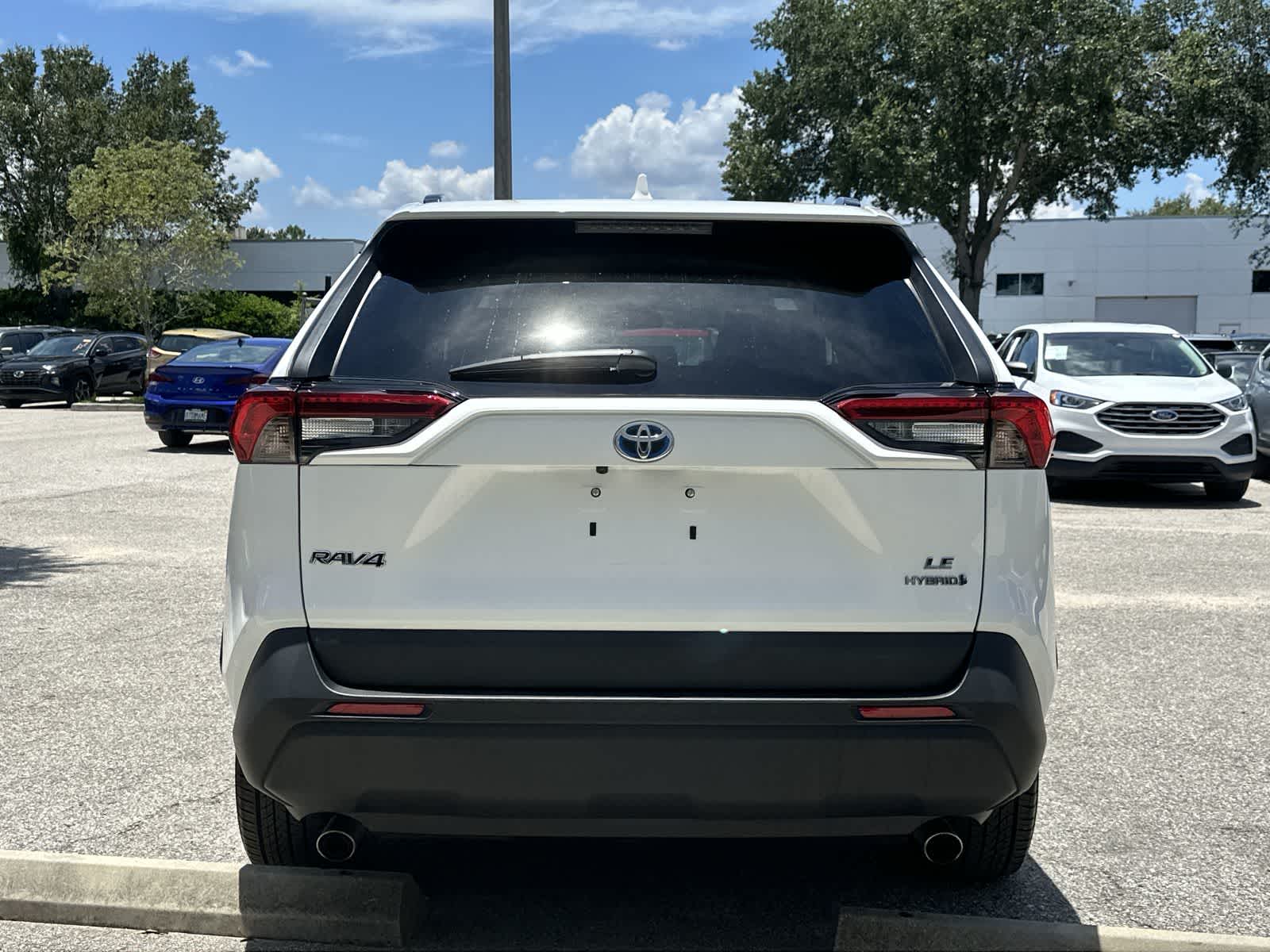 Thumbnail: 2021 Toyota RAV4 - 5