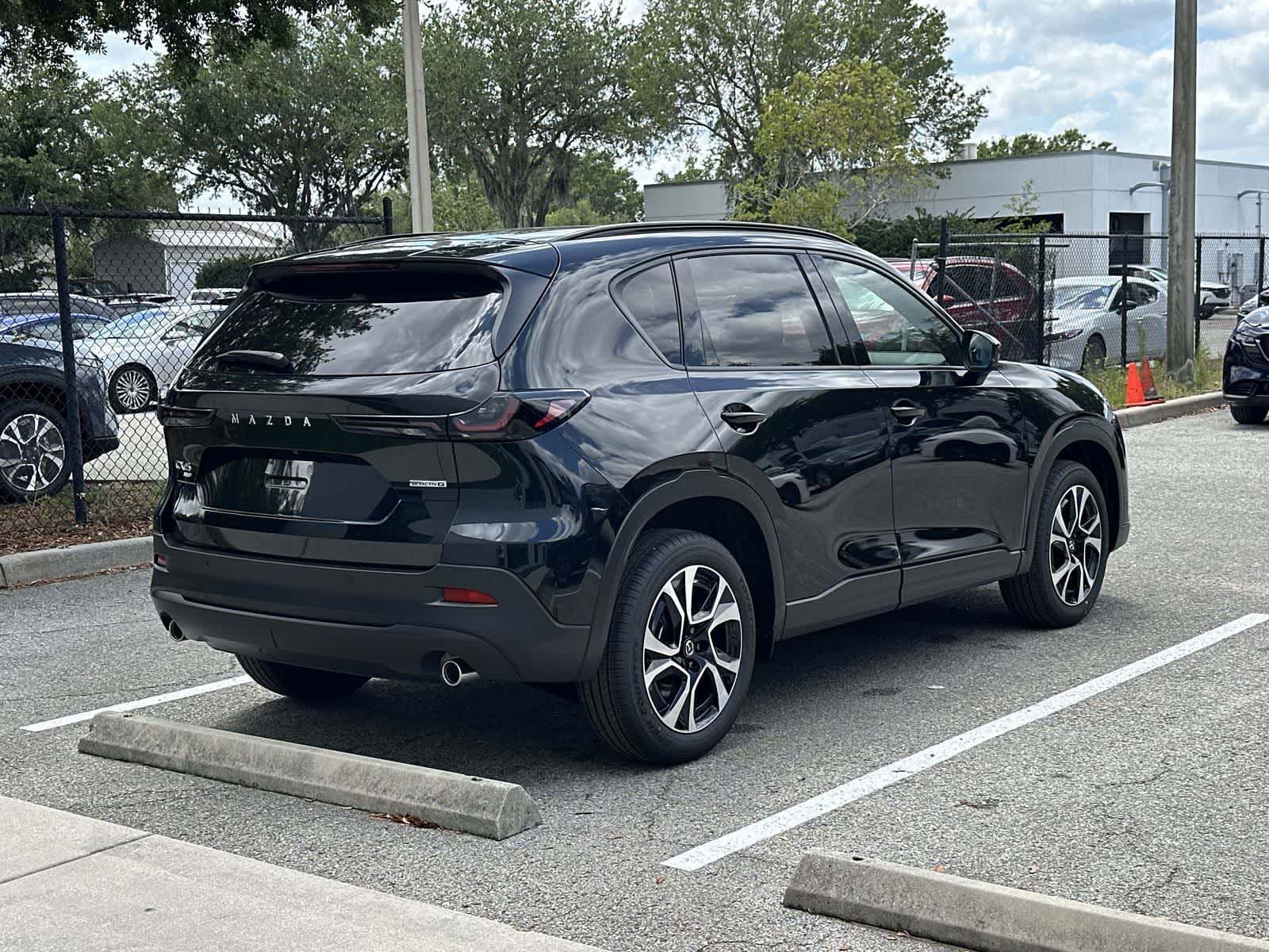 Thumbnail: 2026 Mazda CX-5 - 8