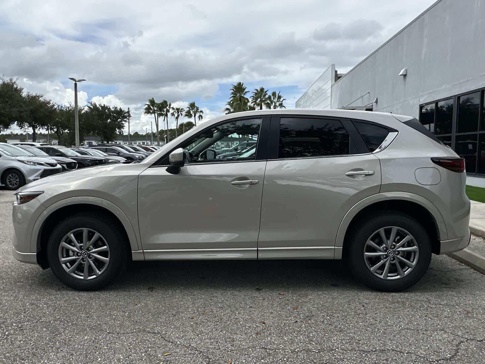Thumbnail: 2025 Mazda CX-5 - 3