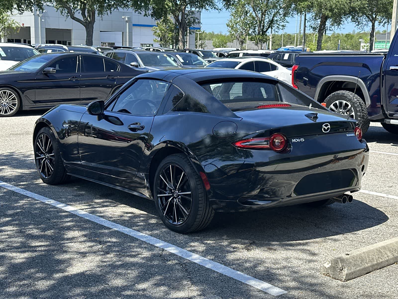 Thumbnail: 2025 Mazda MX-5 Miata - 10