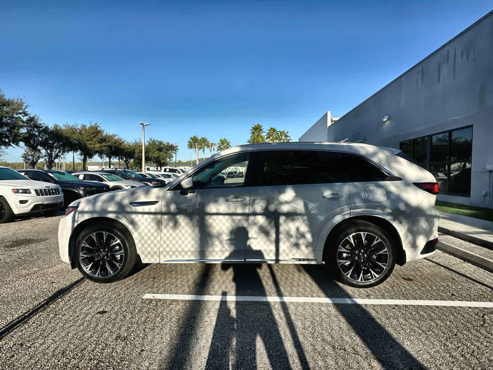 Thumbnail: 2025 Mazda CX-90 - 3