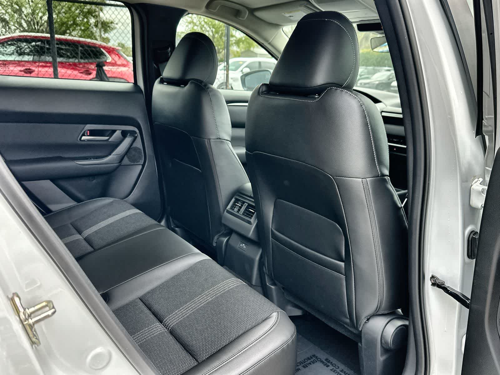 Thumbnail: 2026 Mazda CX-50 - 18