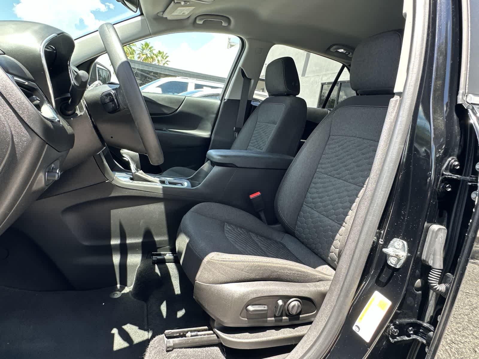 Thumbnail: 2021 Chevrolet Equinox - 11