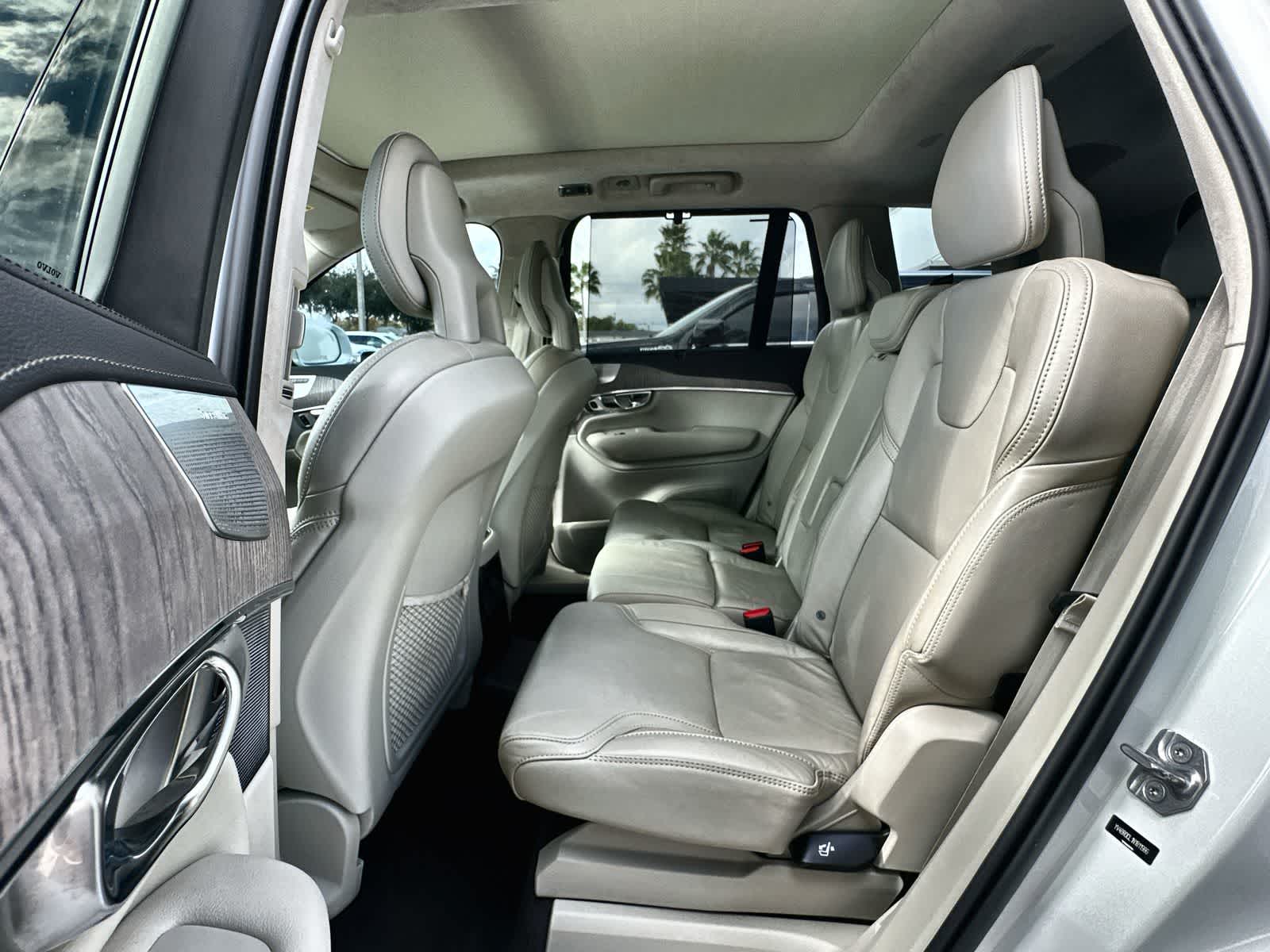 Thumbnail: 2022 Volvo XC90 - 13