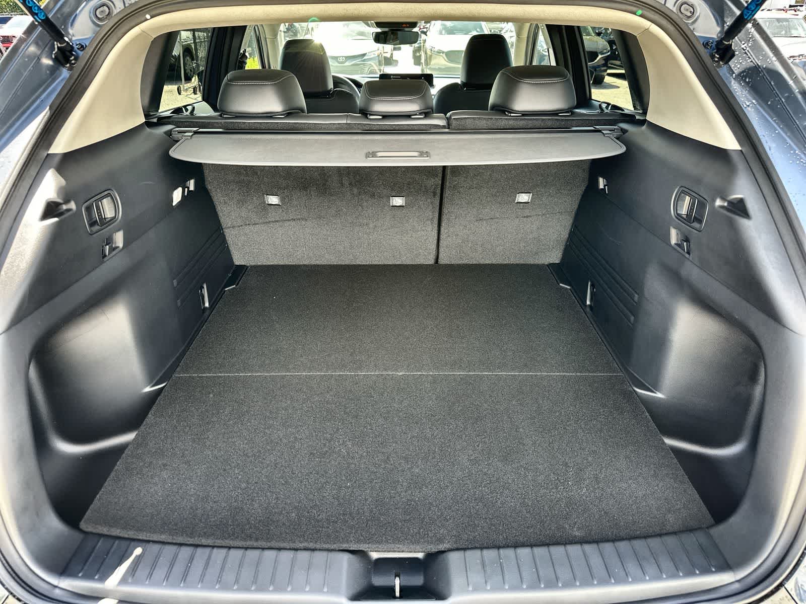 Thumbnail: 2026 Mazda CX-50 - 17