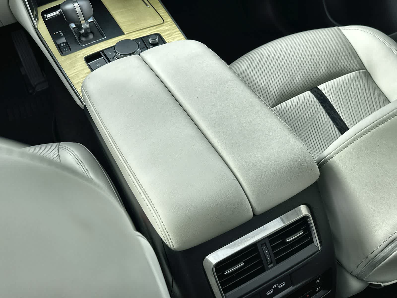 Thumbnail: 2025 Mazda CX-90 - 16