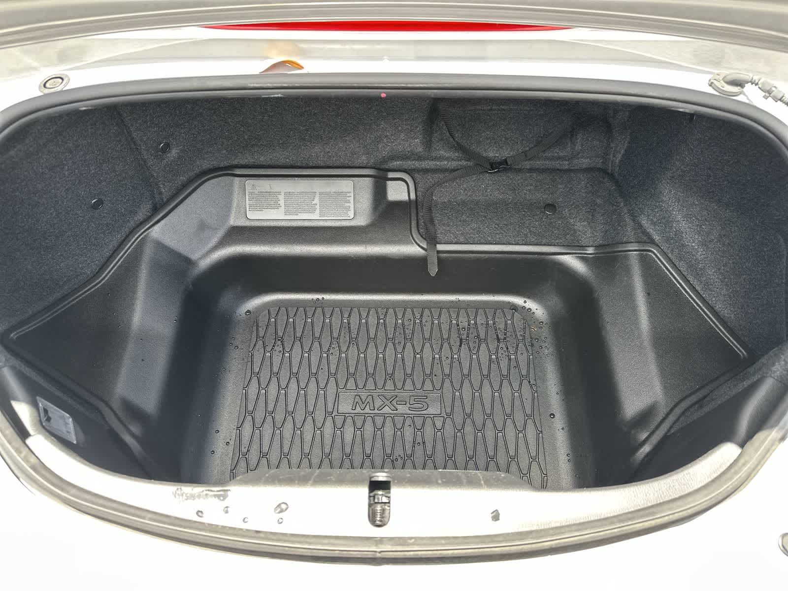 Thumbnail: 2025 Mazda MX-5 Miata - 15